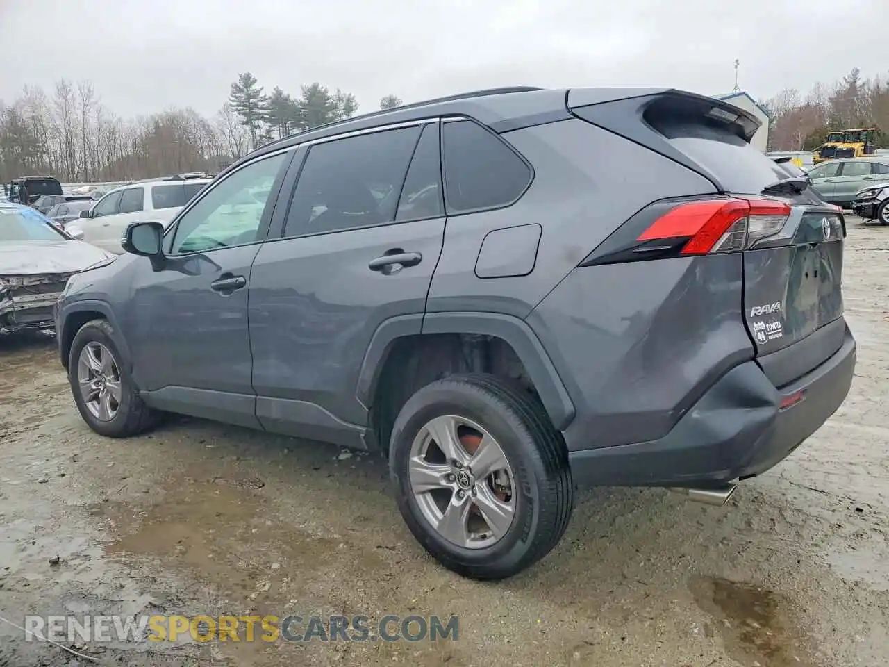 2 Photograph of a damaged car 2T3P1RFV0SW501570 TOYOTA RAV4 2025