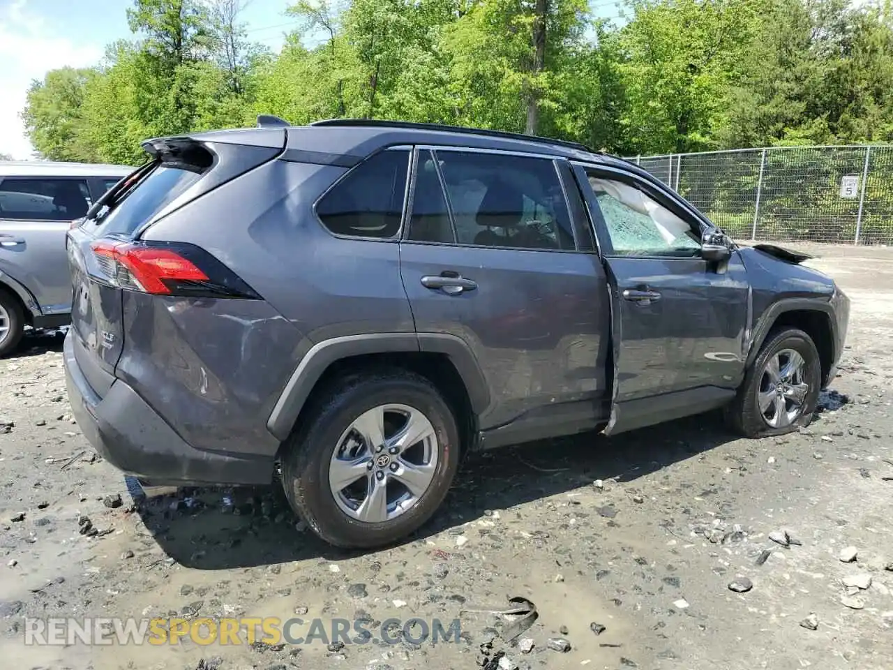 3 Photograph of a damaged car 2T3P1RFV0SW507787 TOYOTA RAV4 2025