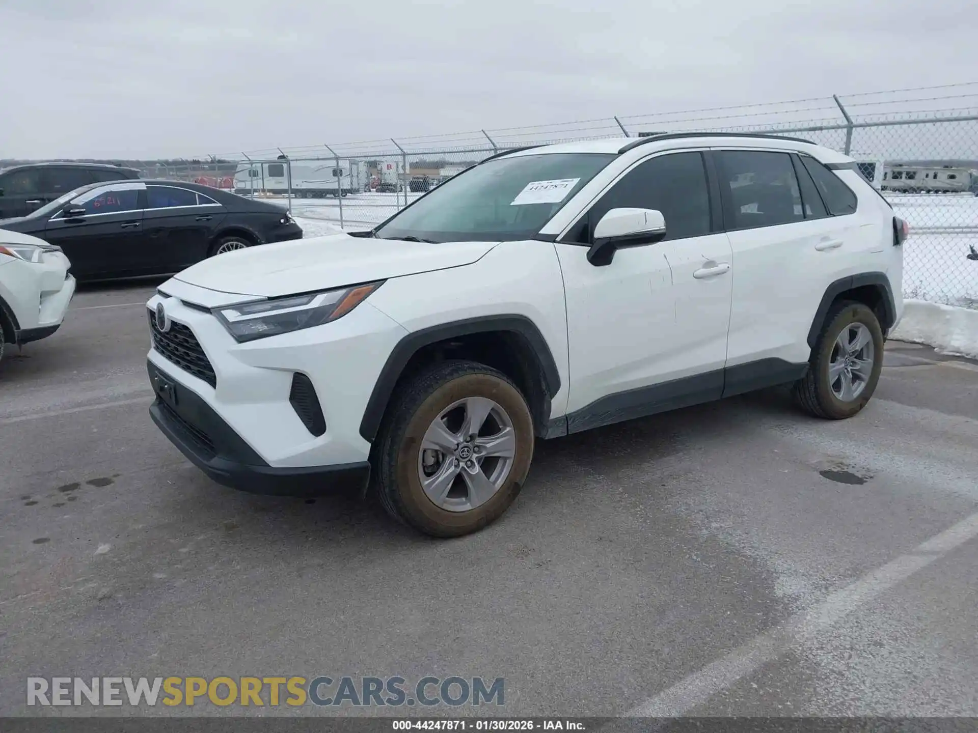 2 Photograph of a damaged car 2T3P1RFV0SW532172 TOYOTA RAV4 2025