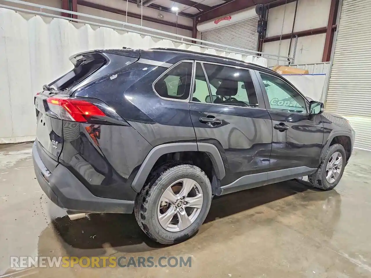 3 Photograph of a damaged car 2T3P1RFV0SW543656 TOYOTA RAV4 2025