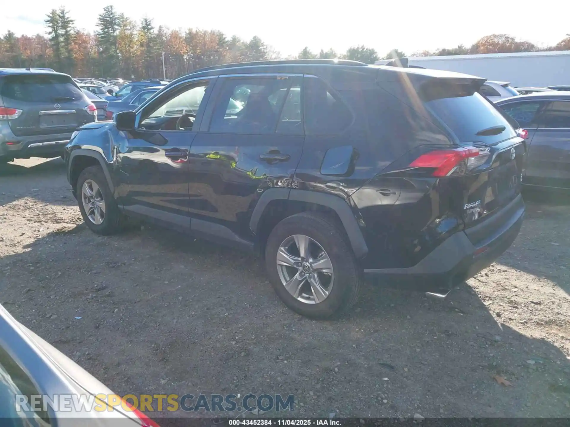 3 Фотография поврежденного автомобиля 2T3P1RFV0SW553507 TOYOTA RAV4 2025