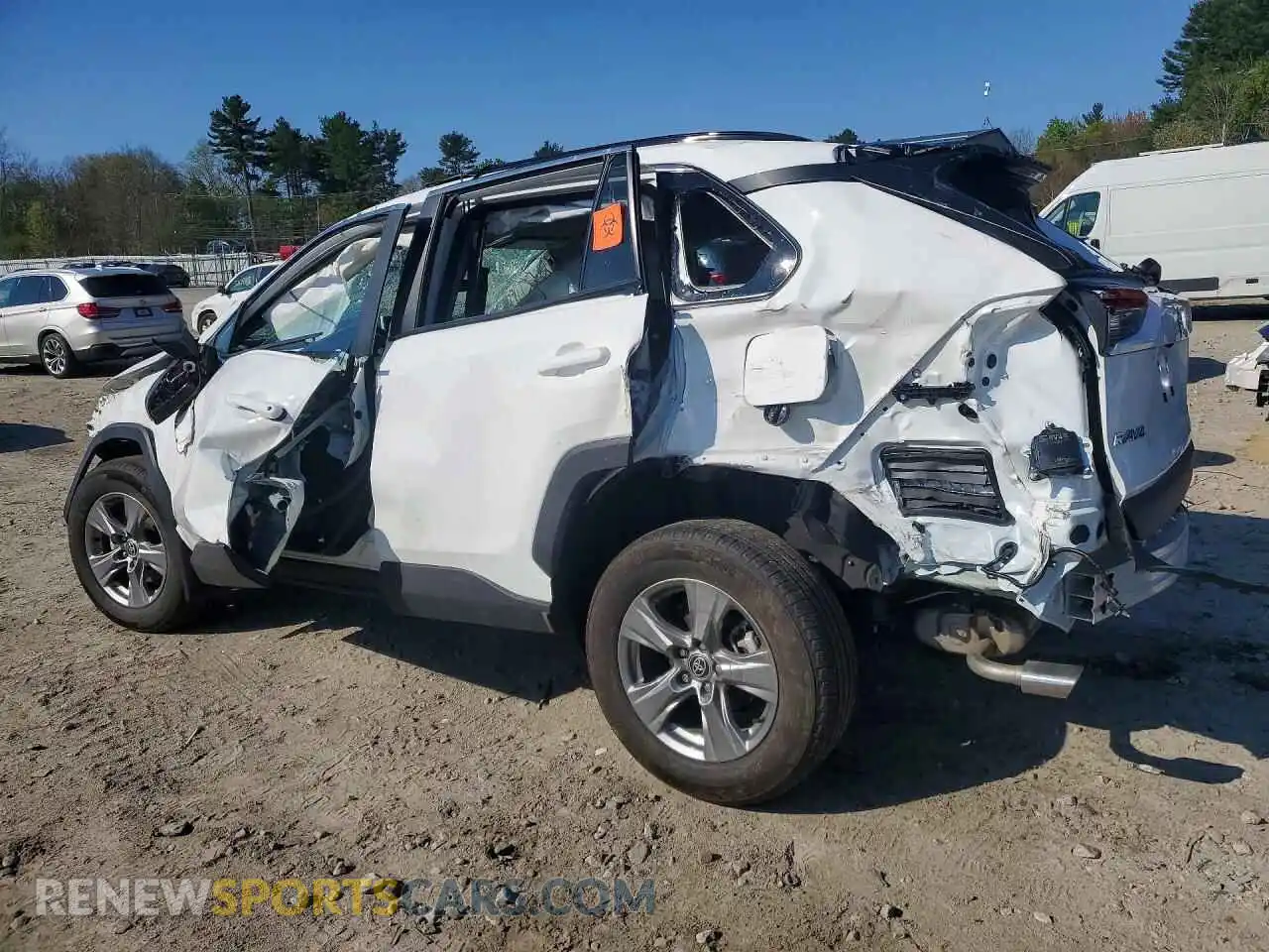 2 Photograph of a damaged car 2T3P1RFV0SW577645 TOYOTA RAV4 2025