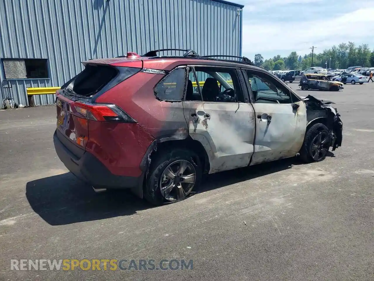3 Фотография поврежденного автомобиля 2T3P1RFV0SW597913 TOYOTA RAV4 2025