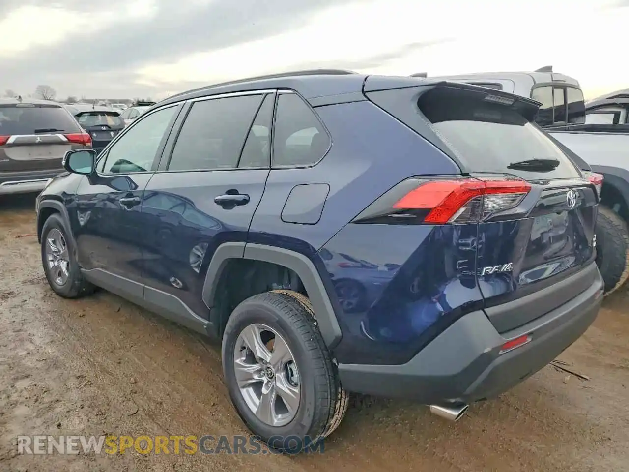 2 Photograph of a damaged car 2T3P1RFV0SW598348 TOYOTA RAV4 2025