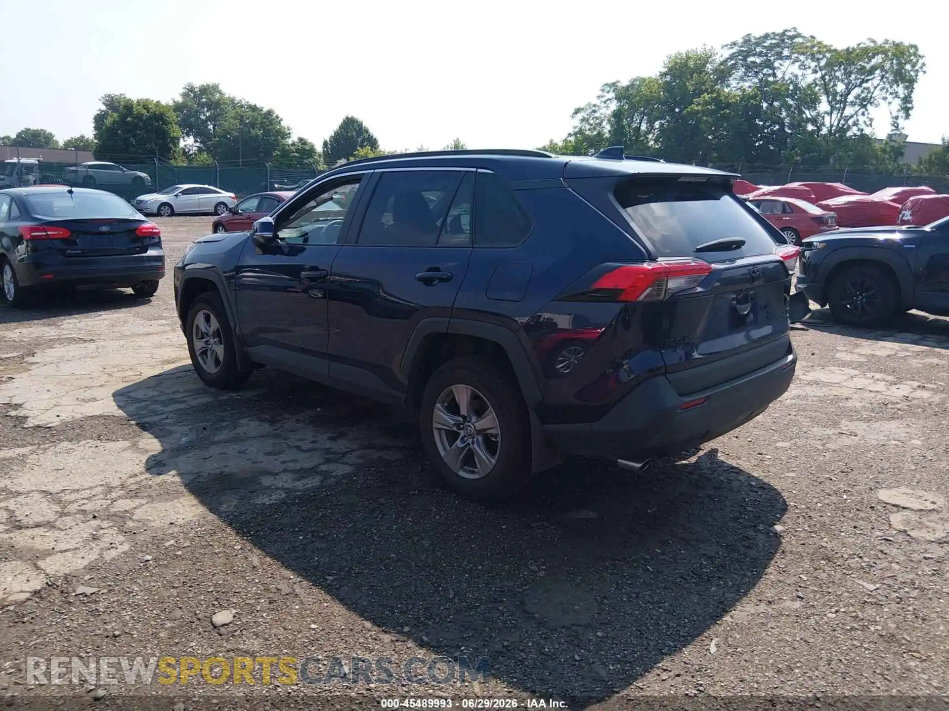 3 Фотография поврежденного автомобиля 2T3P1RFV0SW612555 TOYOTA RAV4 2025
