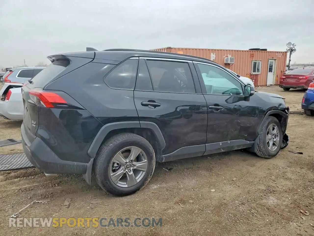 3 Photograph of a damaged car 2T3P1RFV0SW633406 TOYOTA RAV4 2025