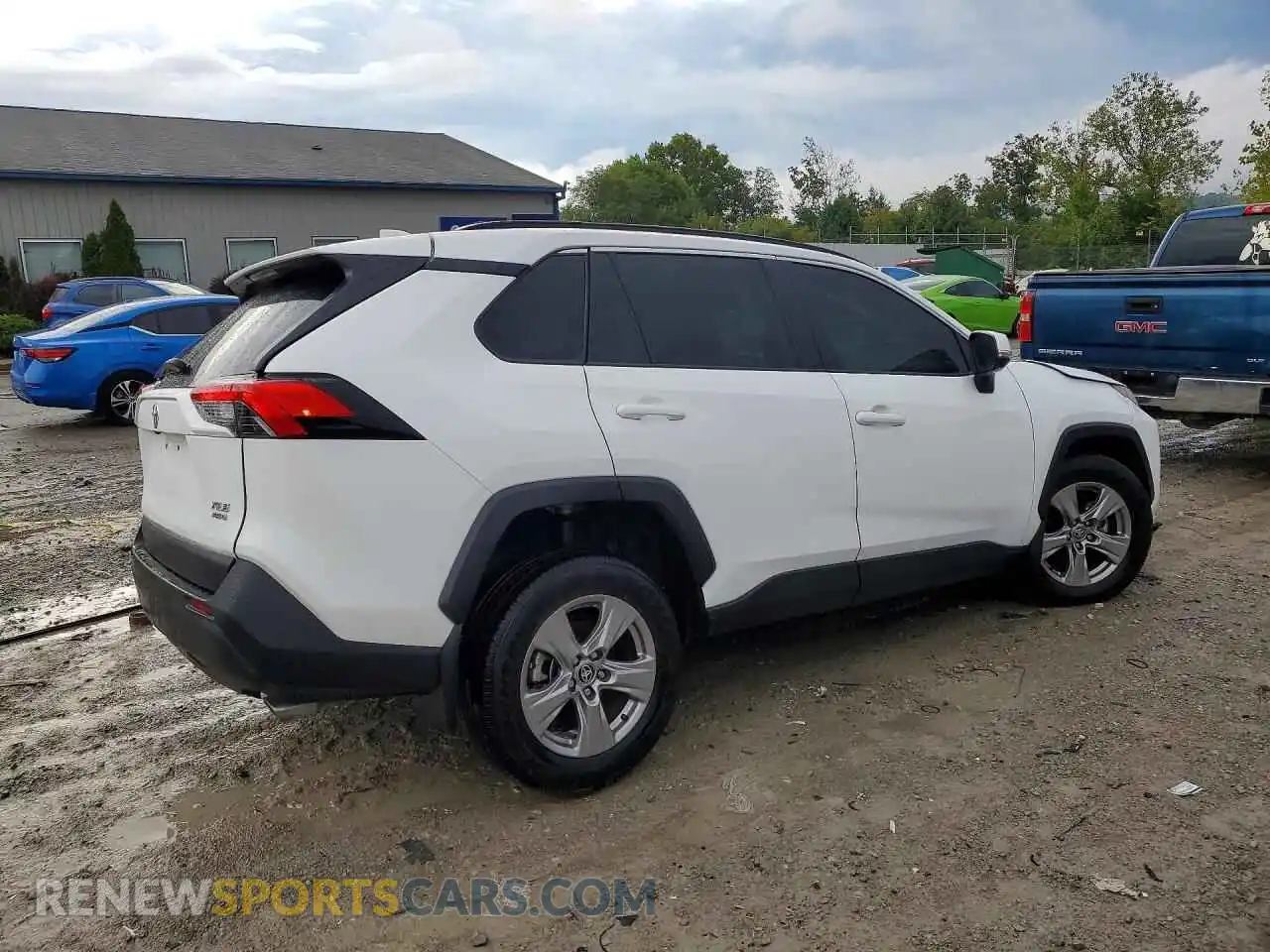 3 fotografías del automóvil dañado 2T3P1RFV1SC527306 TOYOTA RAV4 2025