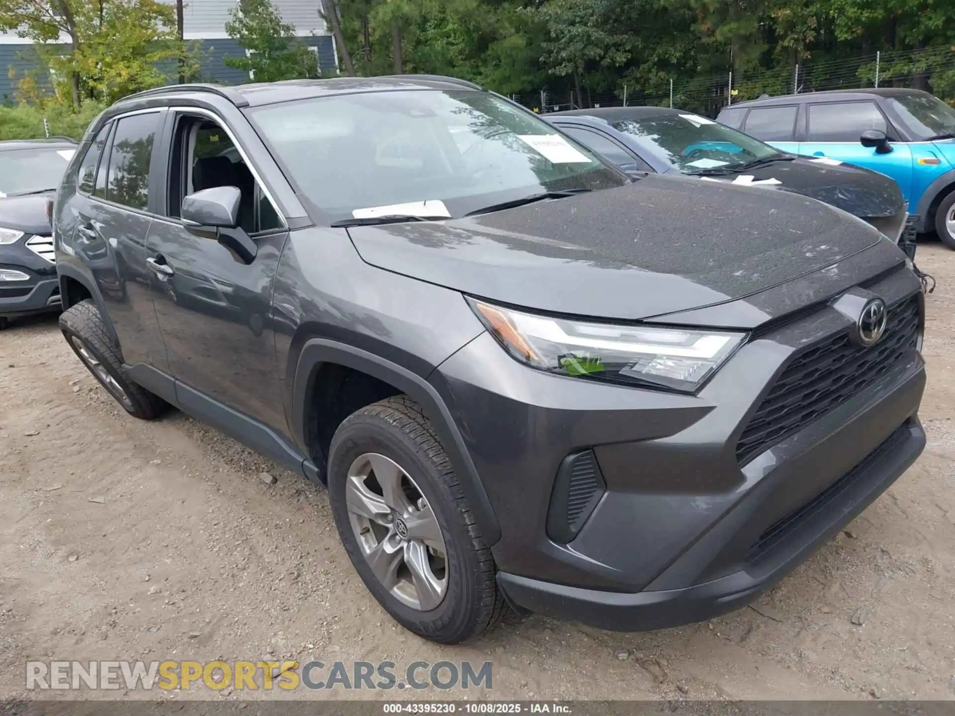 1 Photograph of a damaged car 2T3P1RFV1SW515168 TOYOTA RAV4 2025