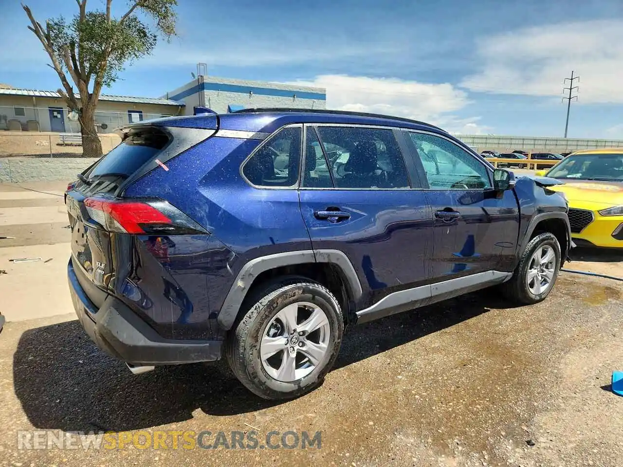 3 Фотография поврежденного автомобиля 2T3P1RFV1SW546792 TOYOTA RAV4 2025
