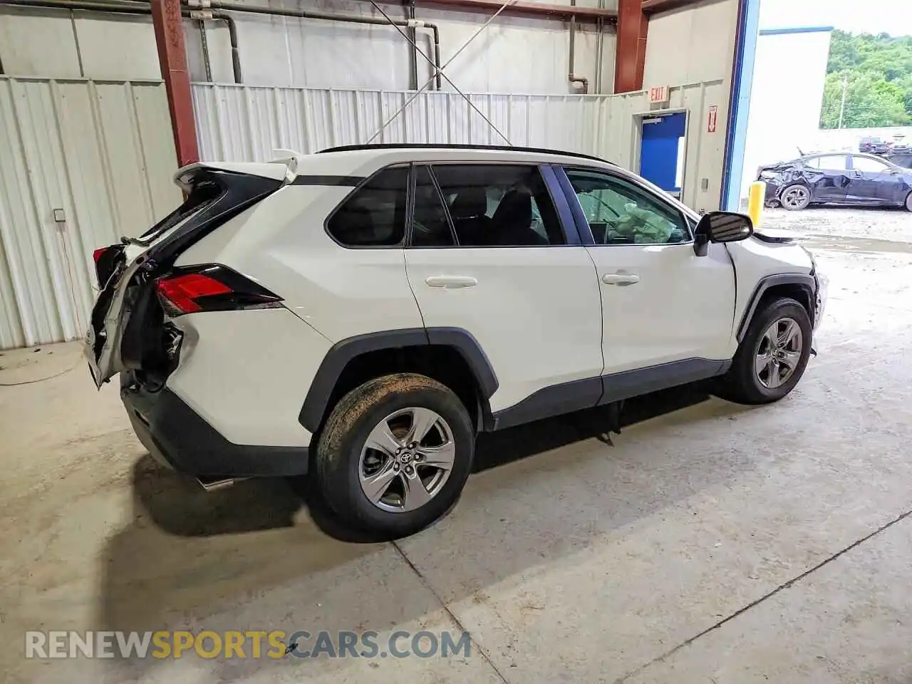 3 Photograph of a damaged car 2T3P1RFV1SW555914 TOYOTA RAV4 2025