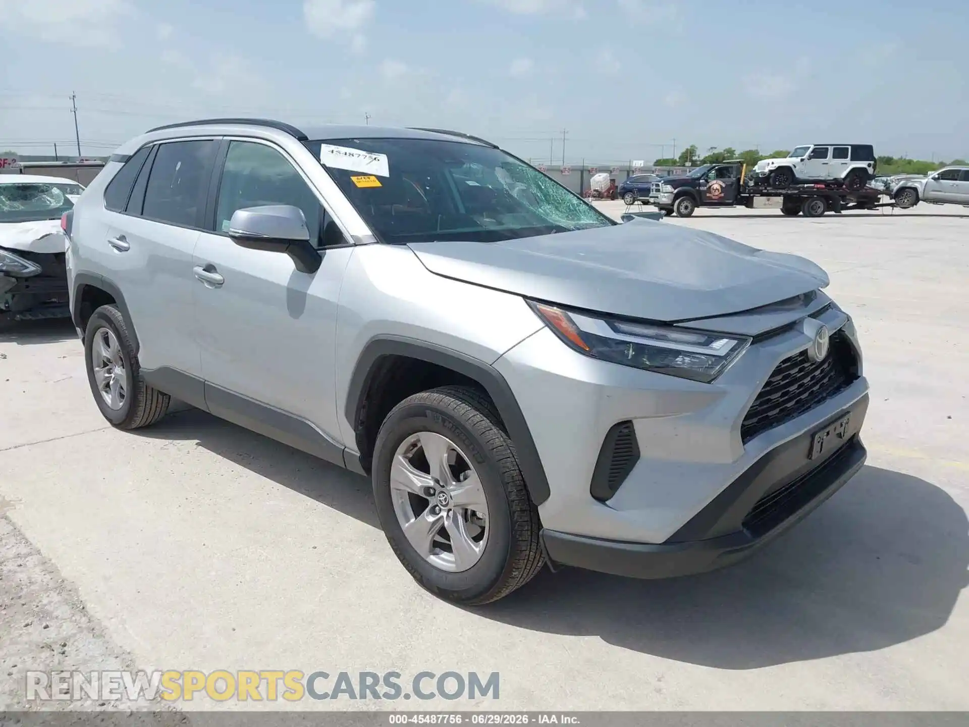 1 Фотография поврежденного автомобиля 2T3P1RFV1SW557212 TOYOTA RAV4 2025