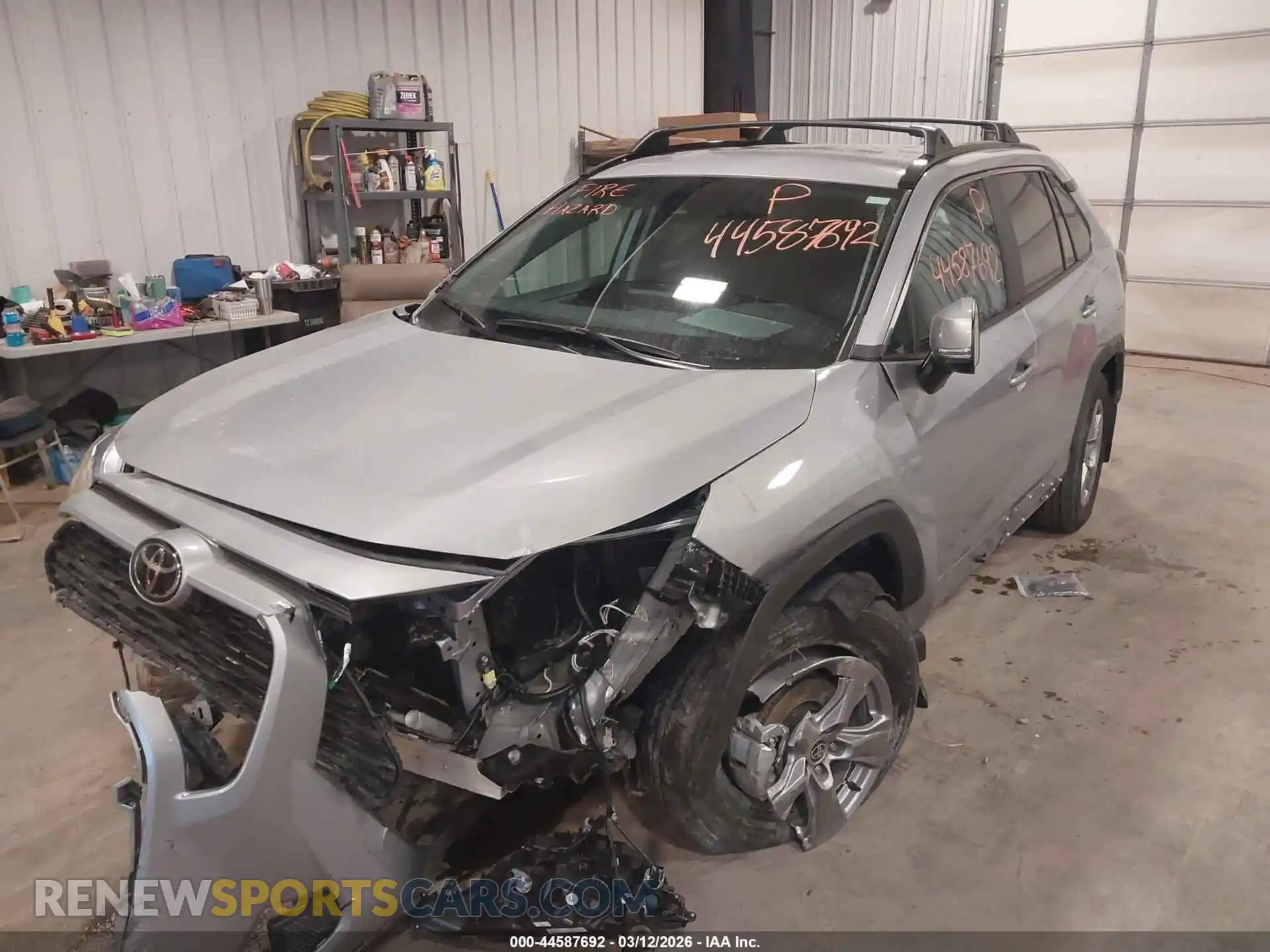 2 Фотография поврежденного автомобиля 2T3P1RFV1SW599718 TOYOTA RAV4 2025