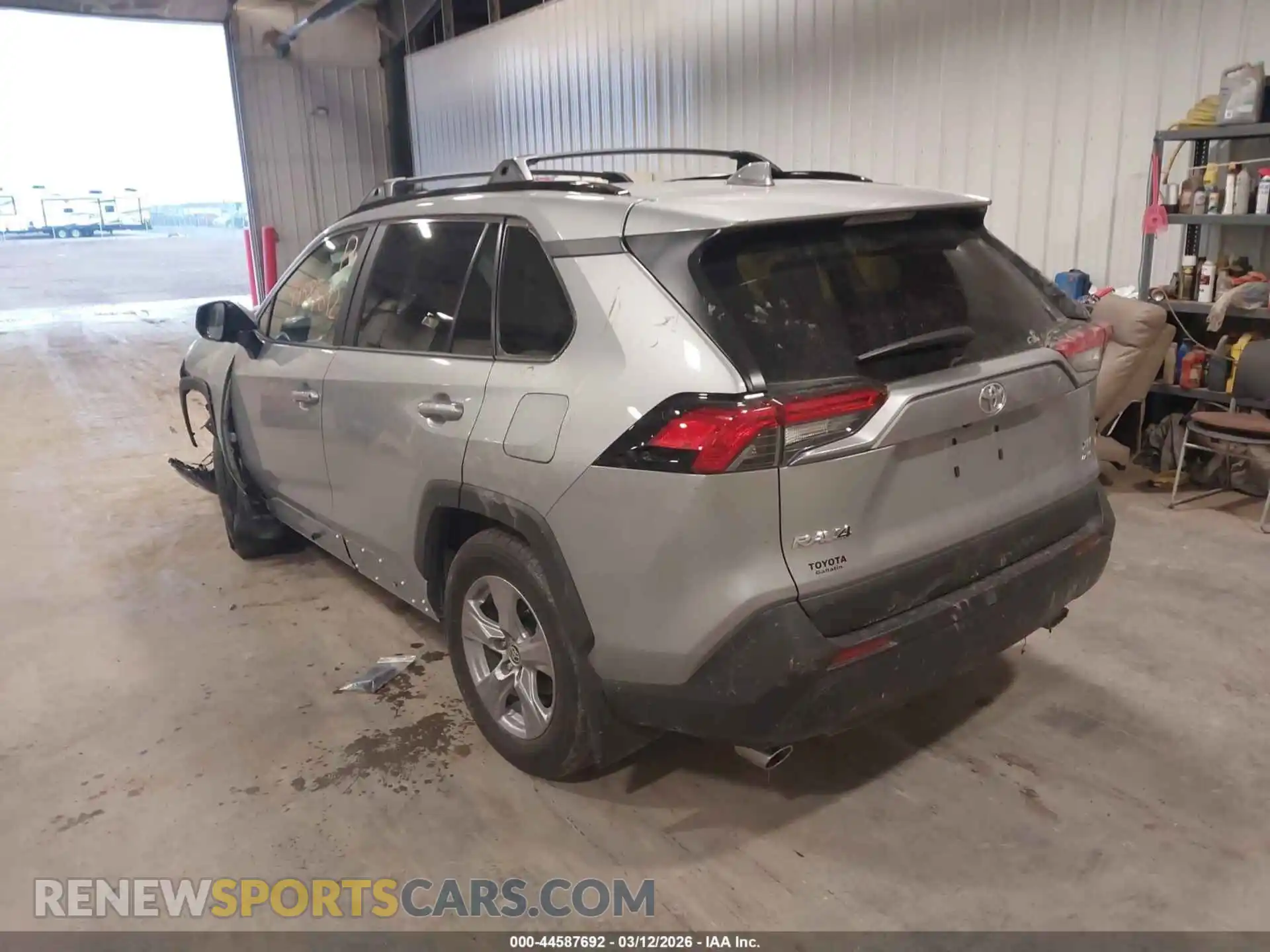 3 Фотография поврежденного автомобиля 2T3P1RFV1SW599718 TOYOTA RAV4 2025
