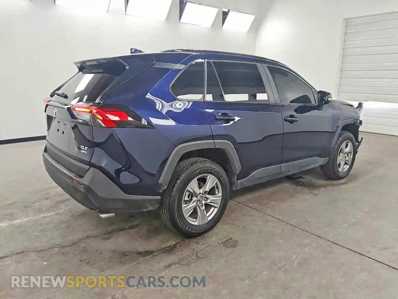 3 Photograph of a damaged car 2T3P1RFV1SW605503 TOYOTA RAV4 2025