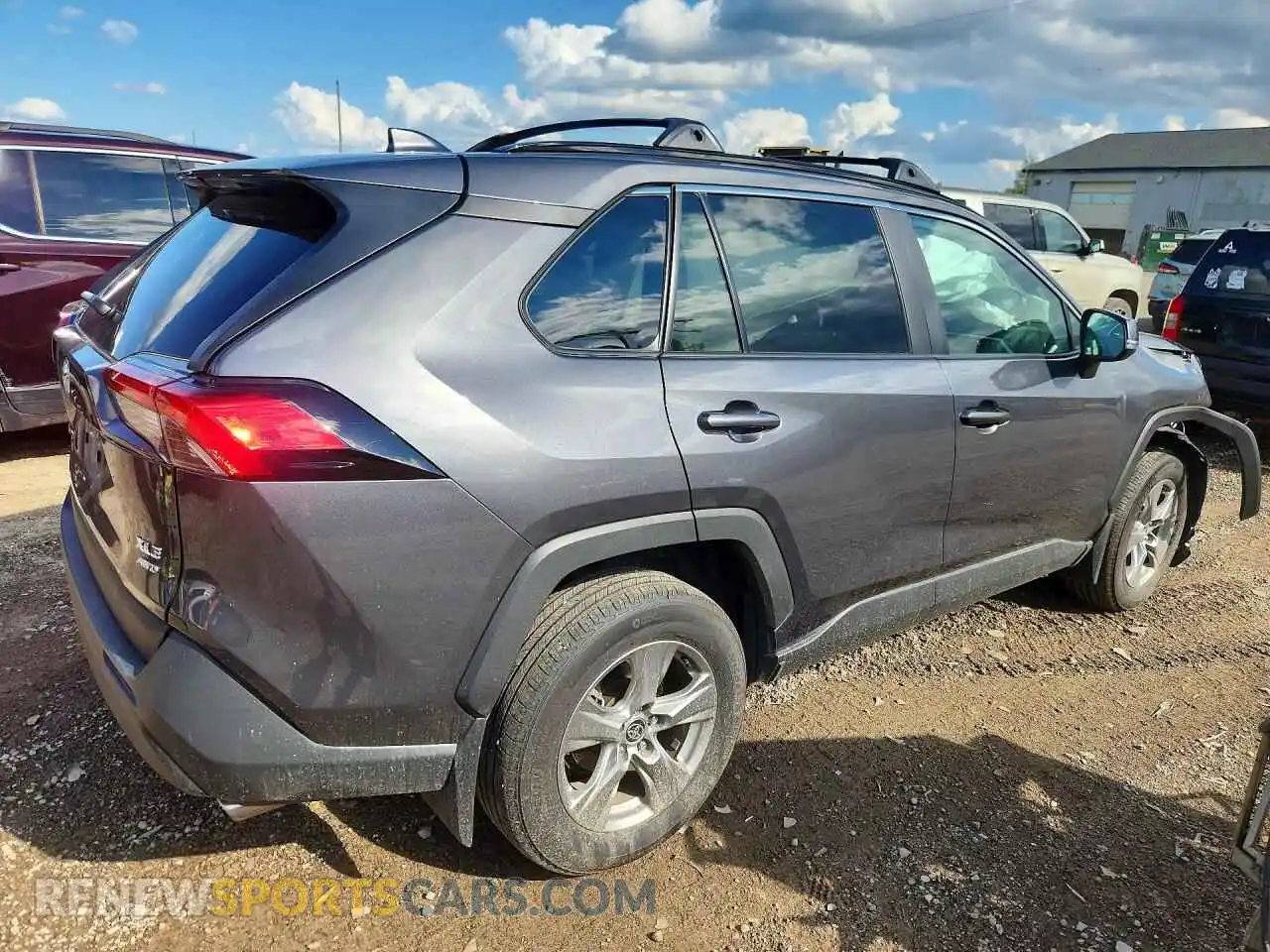 3 Фотография поврежденного автомобиля 2T3P1RFV1SW625816 TOYOTA RAV4 2025