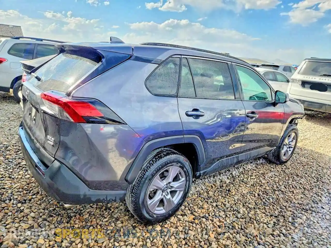 3 Photograph of a damaged car 2T3P1RFV2SC495434 TOYOTA RAV4 2025