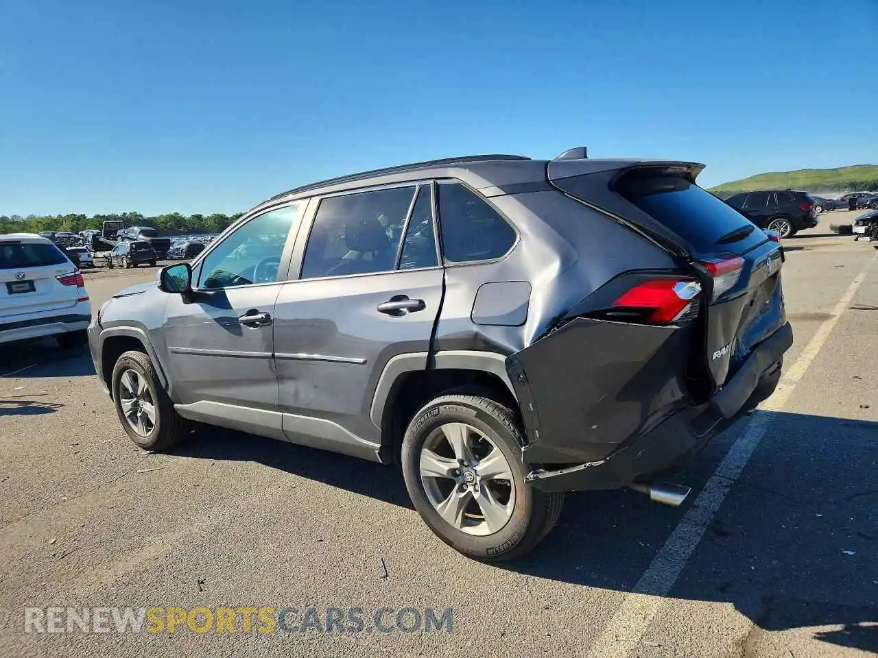 2 fotografías del automóvil dañado 2T3P1RFV2SW635173 TOYOTA RAV4 2025