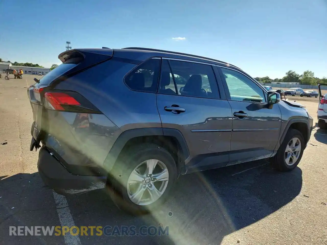 3 fotografías del automóvil dañado 2T3P1RFV2SW635173 TOYOTA RAV4 2025