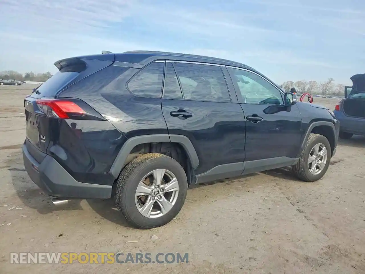 3 Фотография поврежденного автомобиля 2T3P1RFV3SW508707 TOYOTA RAV4 2025