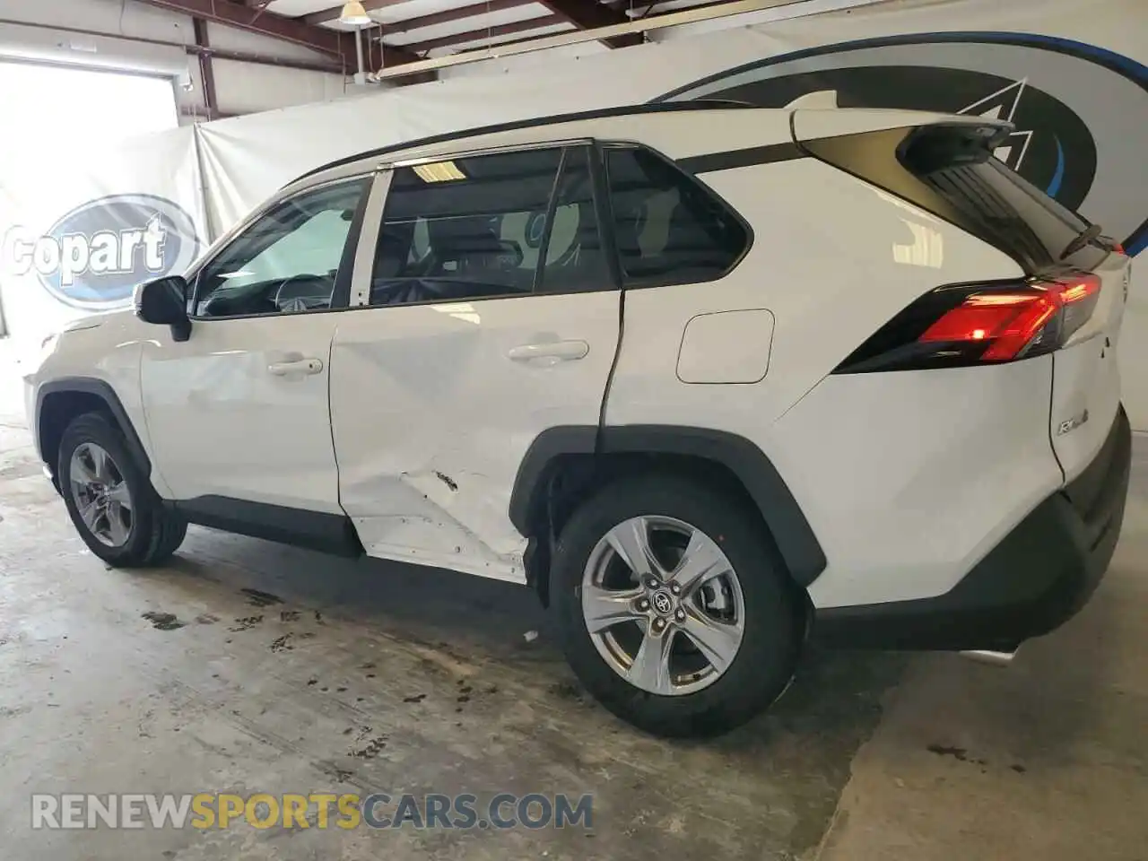 2 fotografías del automóvil dañado 2T3P1RFV3SW515124 TOYOTA RAV4 2025