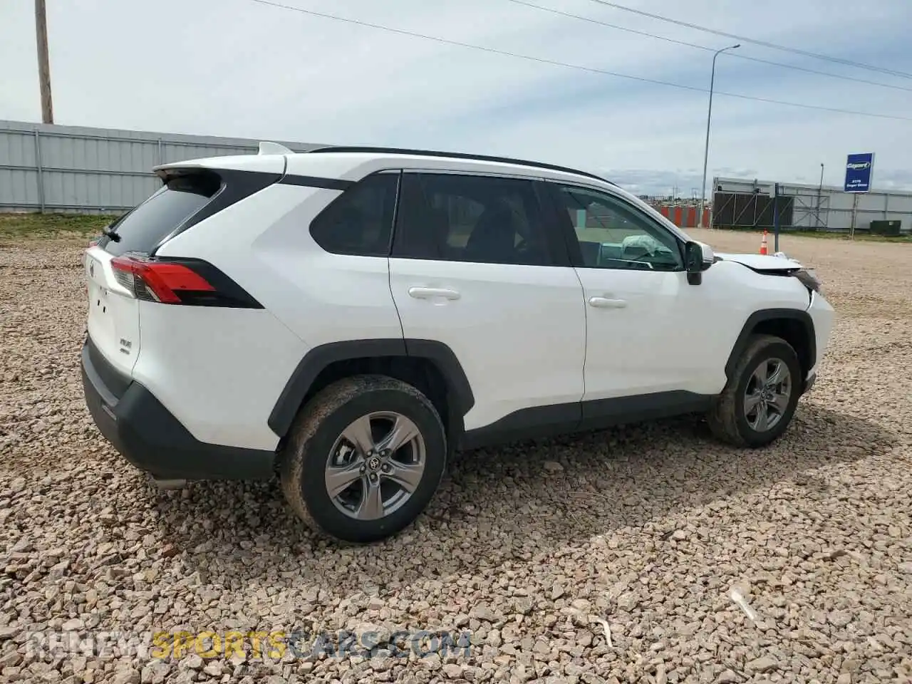 3 Photograph of a damaged car 2T3P1RFV3SW520825 TOYOTA RAV4 2025