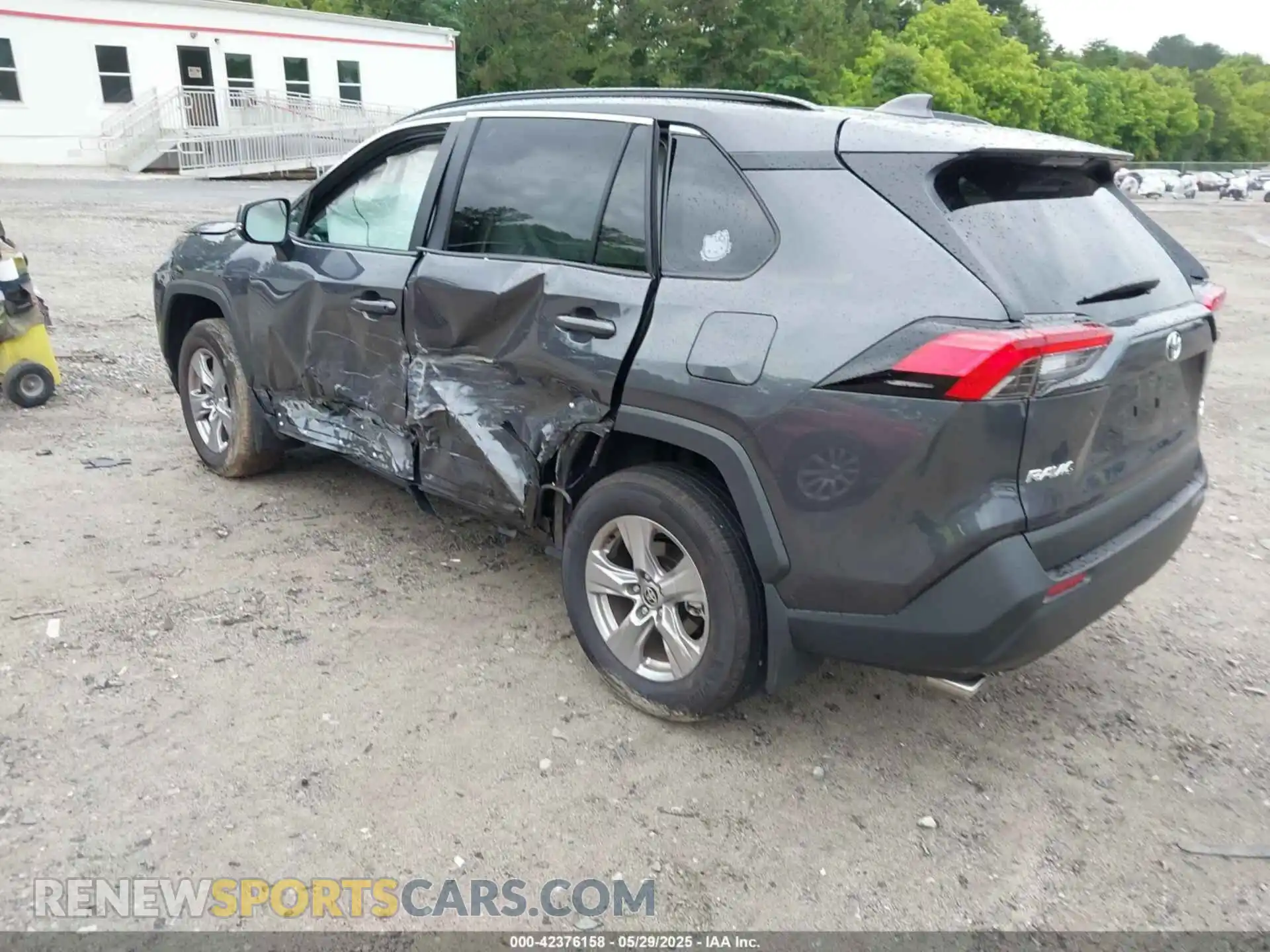 3 fotografías del automóvil dañado 2T3P1RFV3SW522803 TOYOTA RAV4 2025