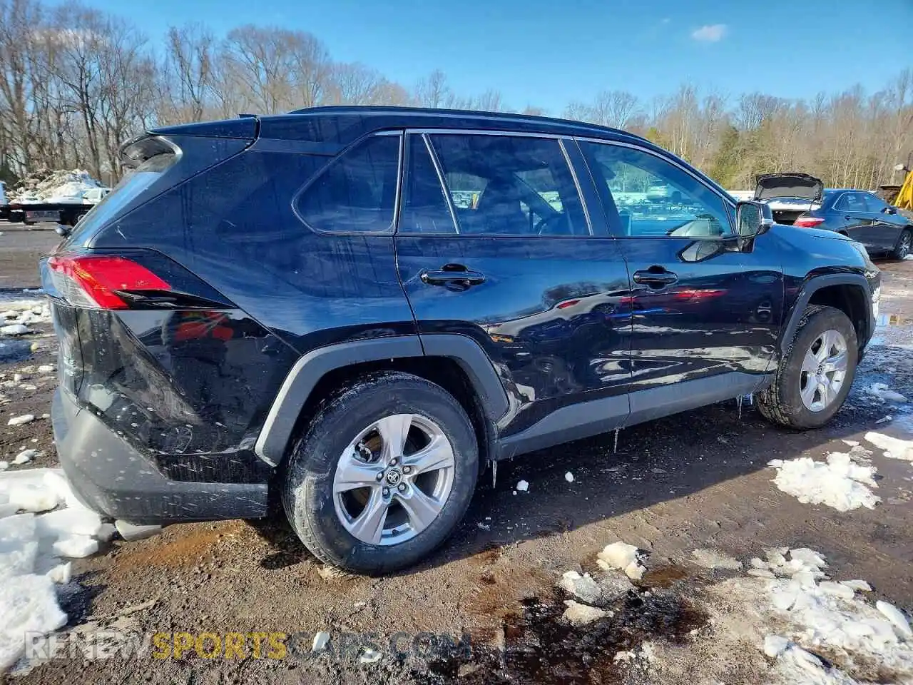 3 Фотография поврежденного автомобиля 2T3P1RFV3SW535129 TOYOTA RAV4 2025
