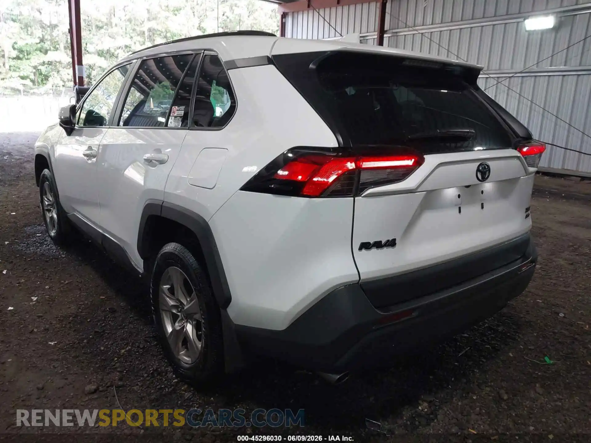 3 Photograph of a damaged car 2T3P1RFV3SW544056 TOYOTA RAV4 2025