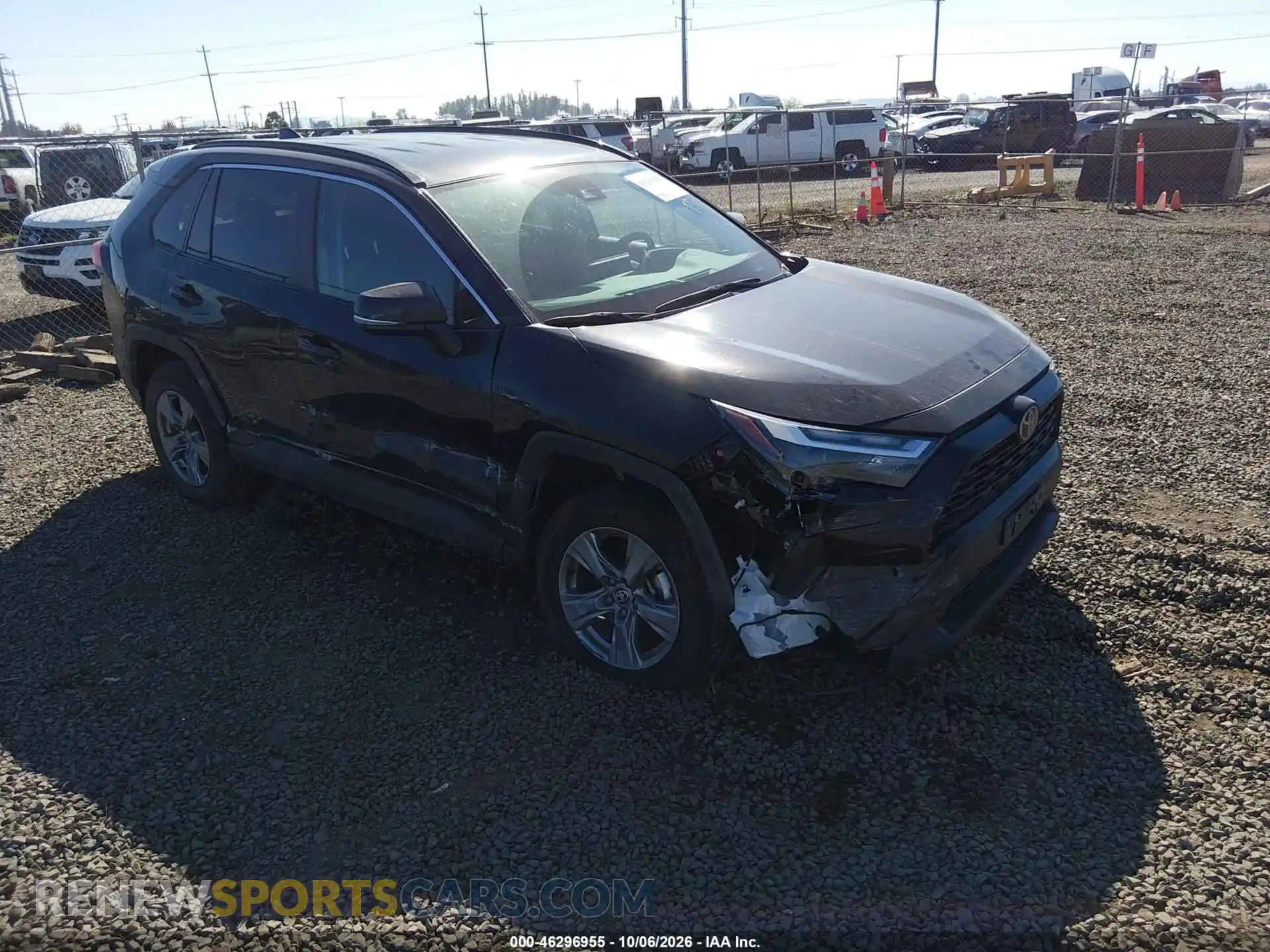 1 Photograph of a damaged car 2T3P1RFV3SW552769 TOYOTA RAV4 2025