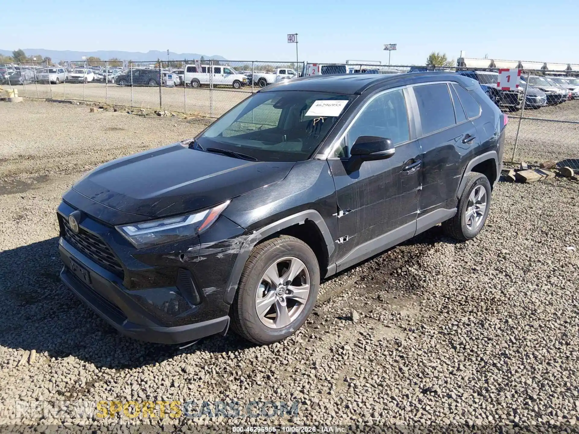 2 Photograph of a damaged car 2T3P1RFV3SW552769 TOYOTA RAV4 2025