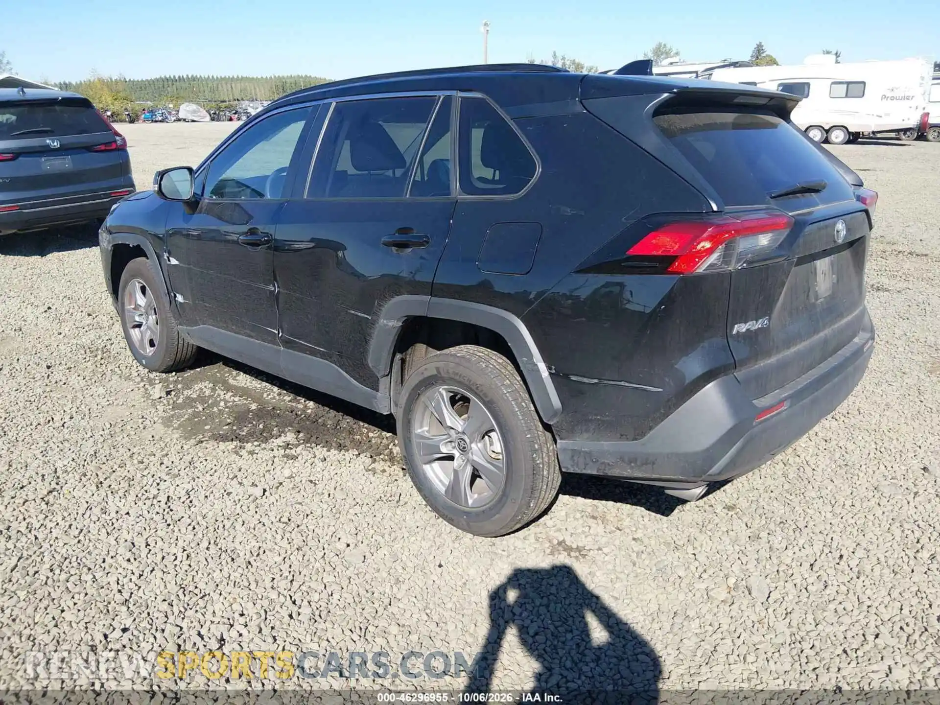 3 Photograph of a damaged car 2T3P1RFV3SW552769 TOYOTA RAV4 2025
