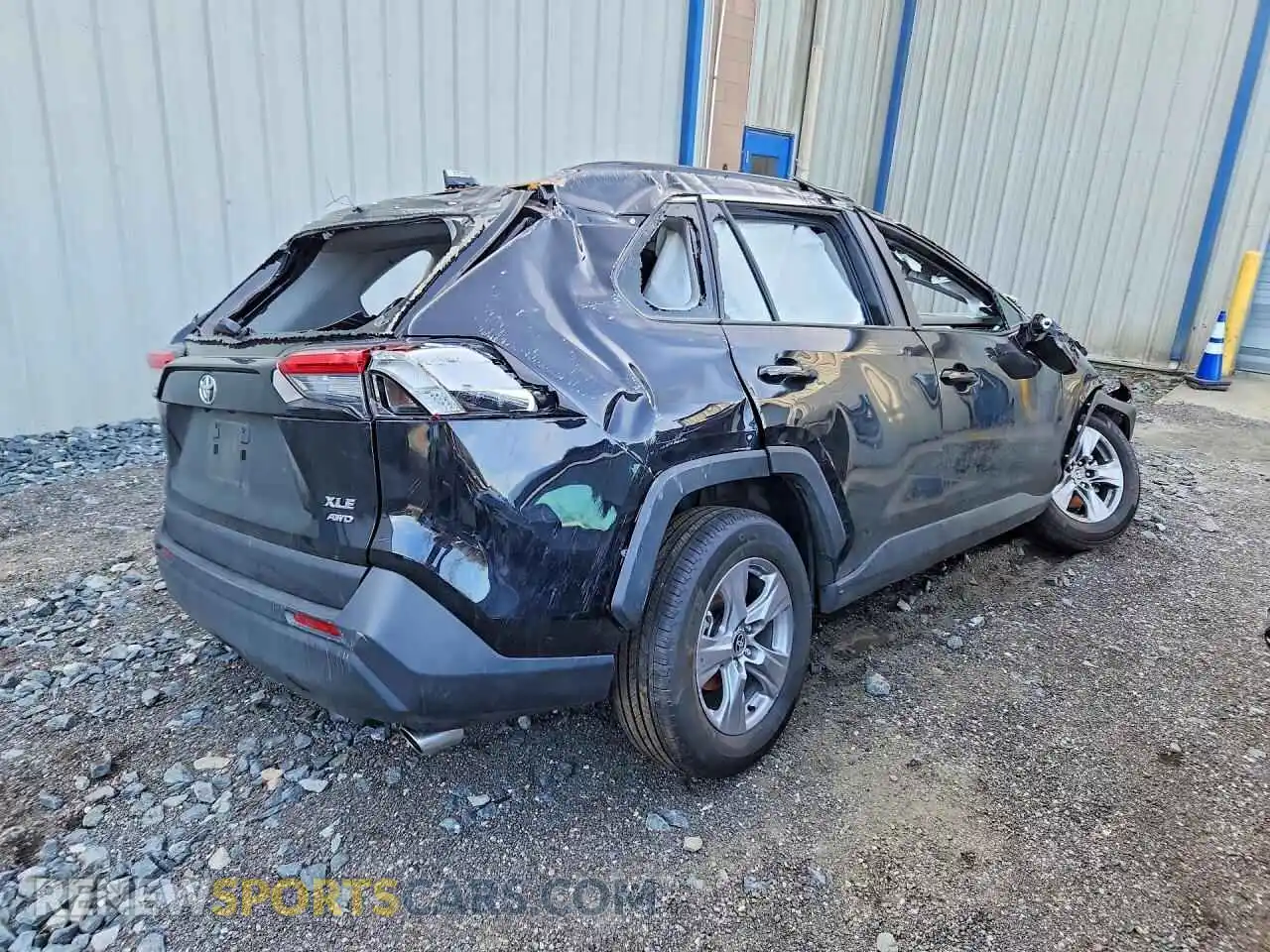 3 Photograph of a damaged car 2T3P1RFV3SW555610 TOYOTA RAV4 2025