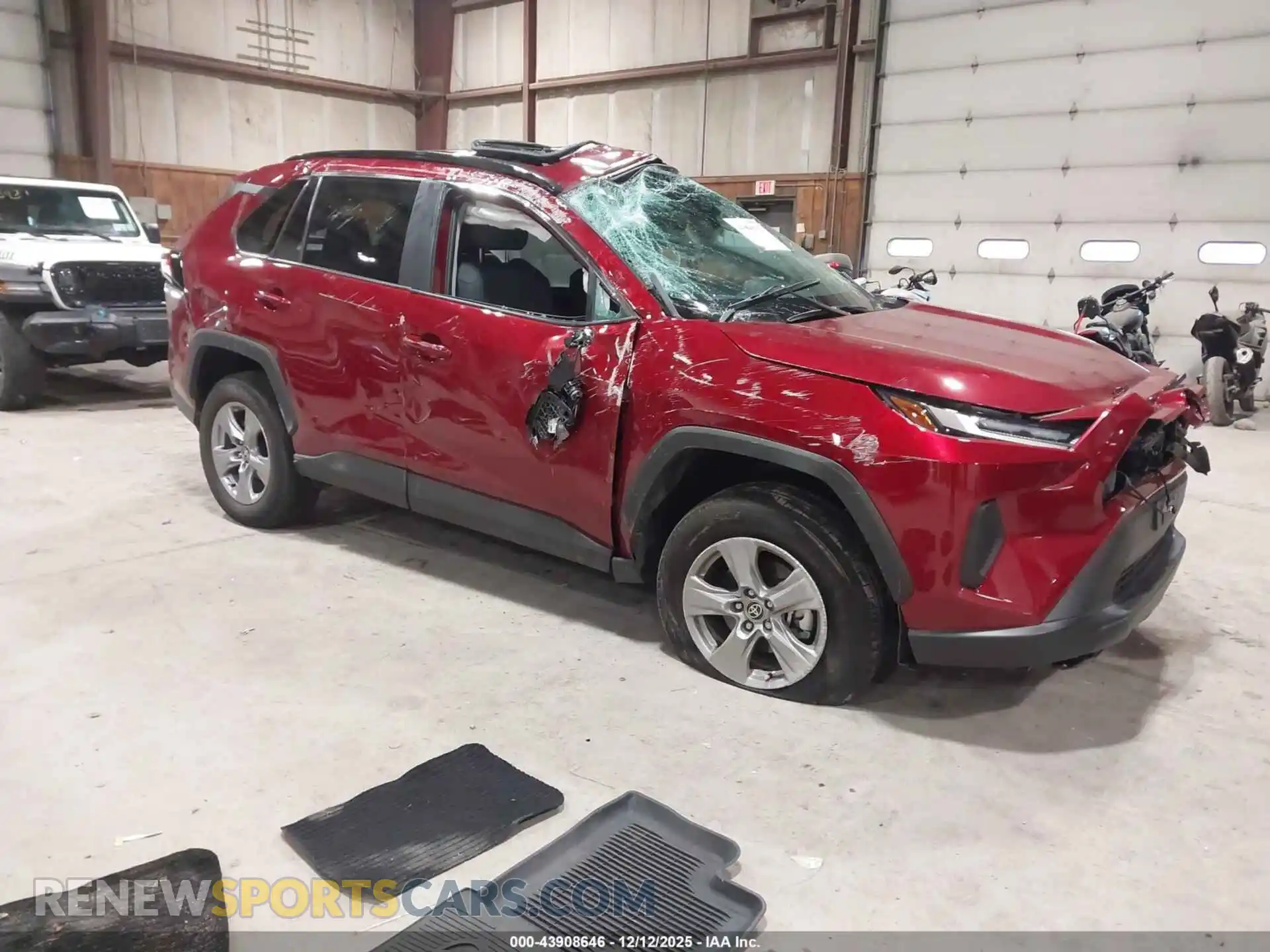 1 Photograph of a damaged car 2T3P1RFV3SW562590 TOYOTA RAV4 2025