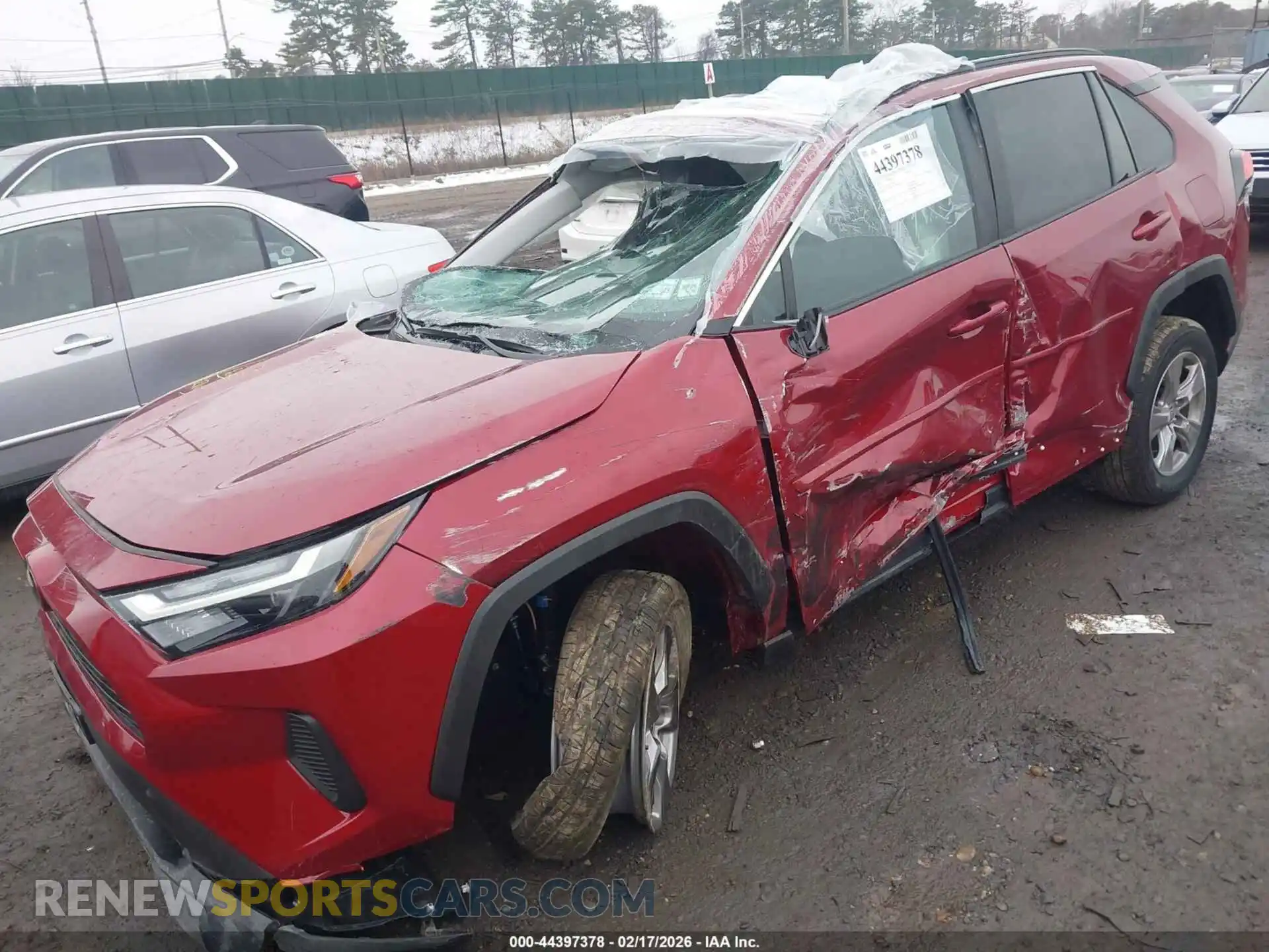 2 Photograph of a damaged car 2T3P1RFV3SW574495 TOYOTA RAV4 2025