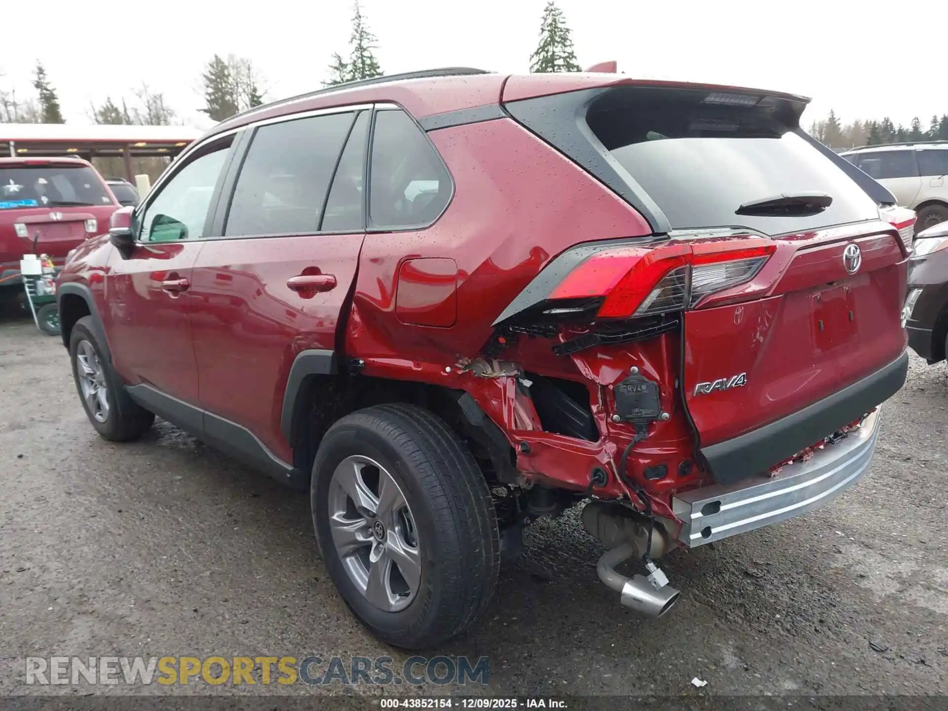3 Фотография поврежденного автомобиля 2T3P1RFV3SW585688 TOYOTA RAV4 2025