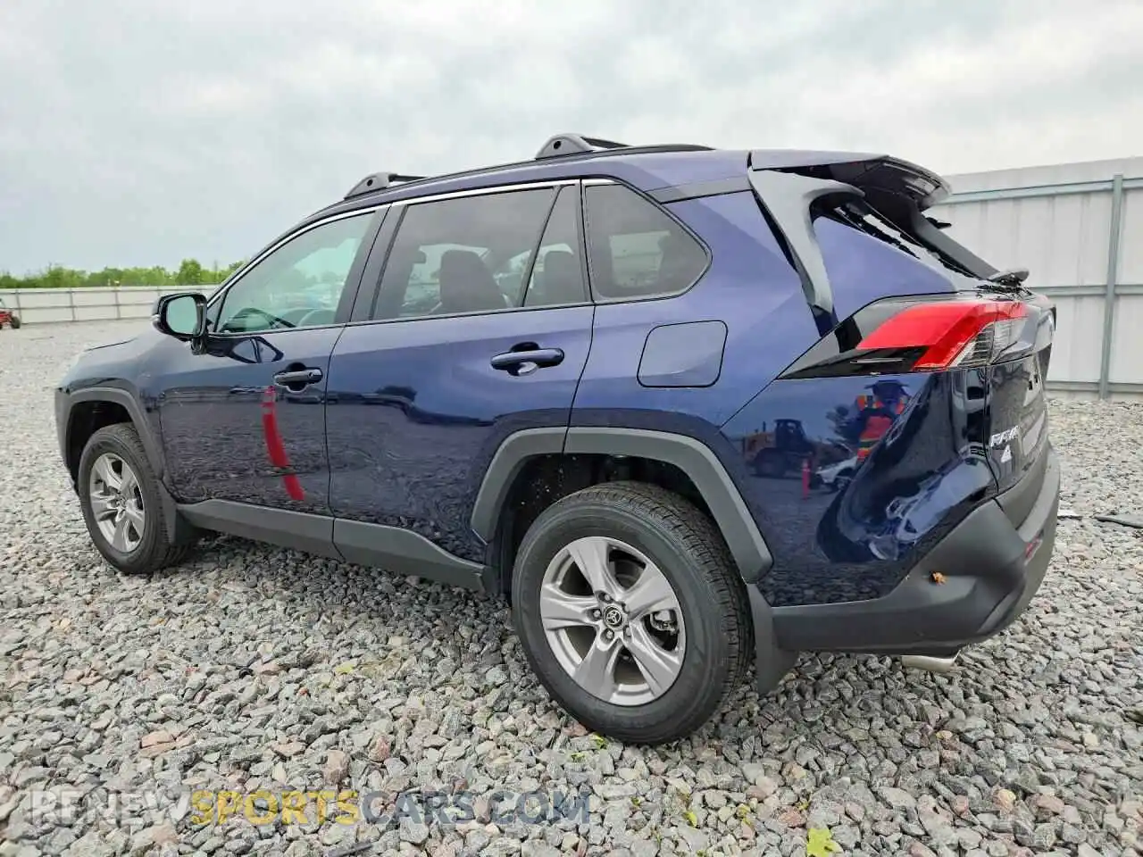 2 Photograph of a damaged car 2T3P1RFV3SW616695 TOYOTA RAV4 2025