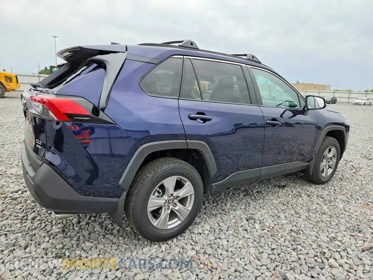 3 Photograph of a damaged car 2T3P1RFV3SW616695 TOYOTA RAV4 2025