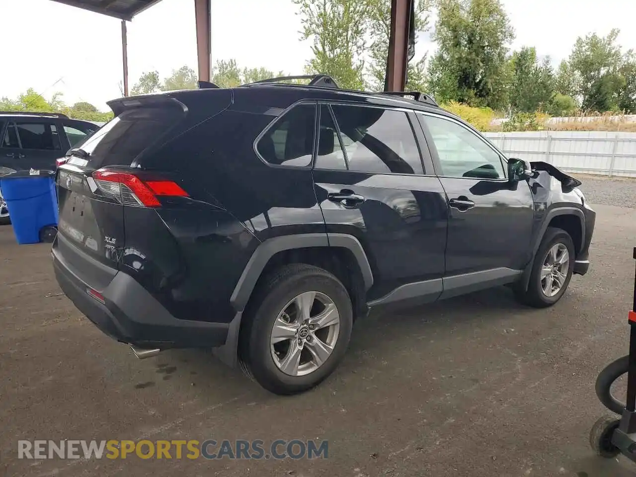 3 fotografías del automóvil dañado 2T3P1RFV4SW530344 TOYOTA RAV4 2025