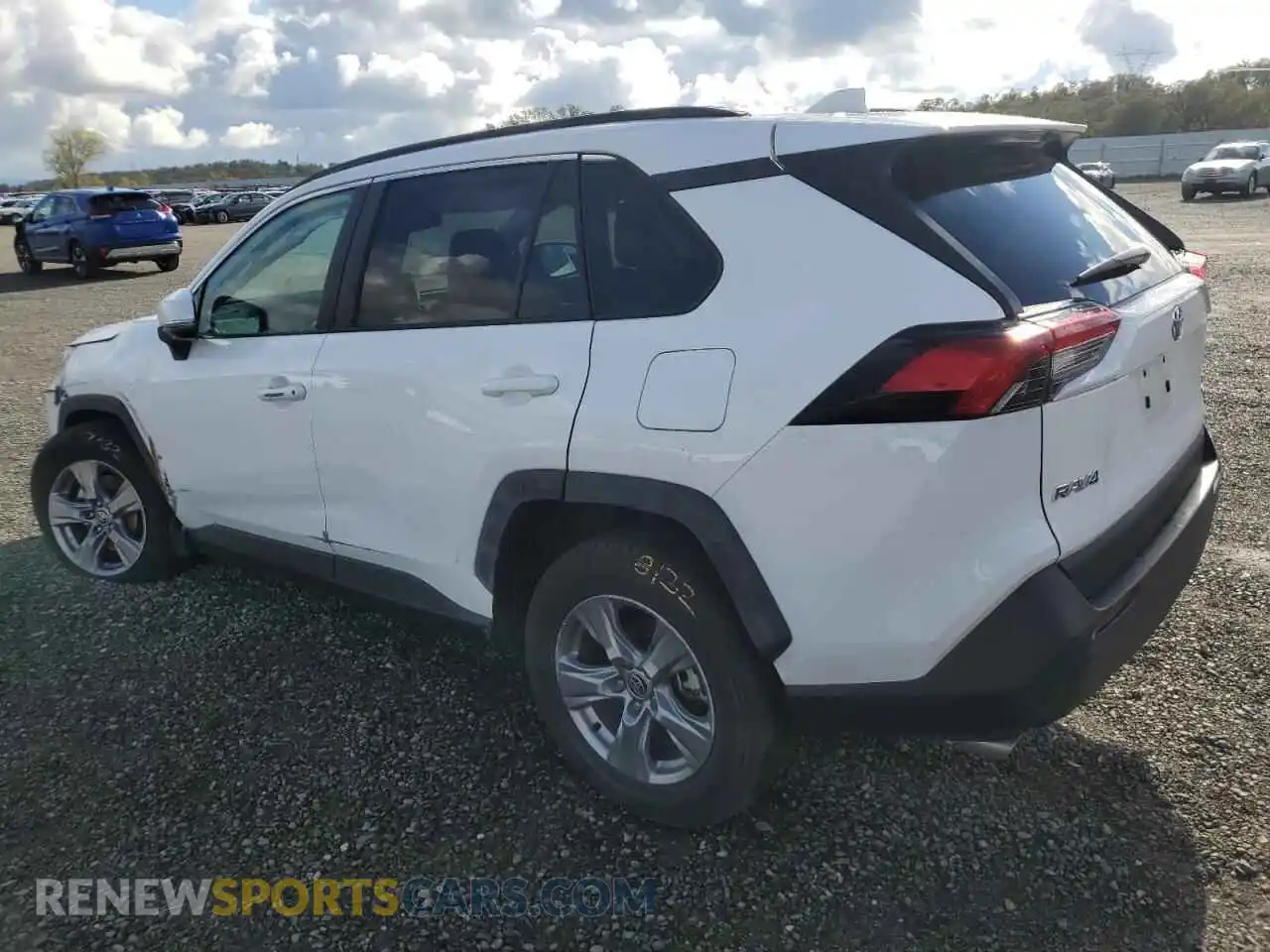 2 Photograph of a damaged car 2T3P1RFV4SW553297 TOYOTA RAV4 2025
