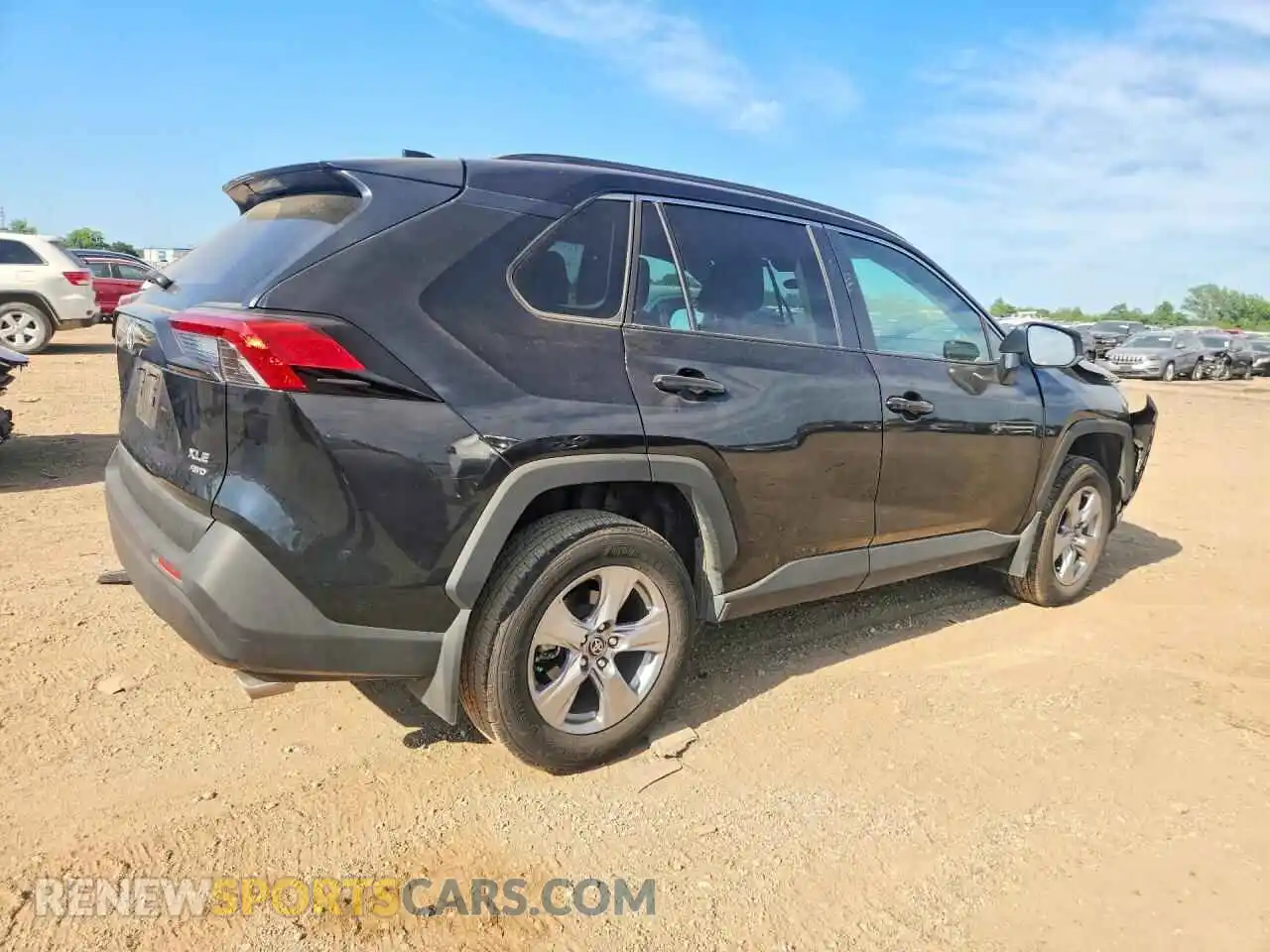 3 Фотография поврежденного автомобиля 2T3P1RFV4SW562534 TOYOTA RAV4 2025