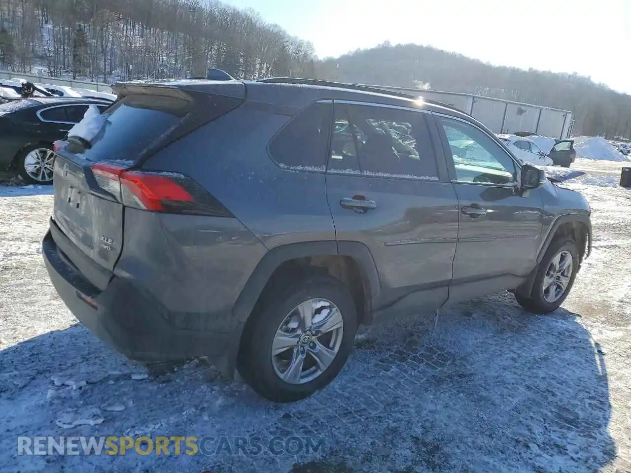 3 Photograph of a damaged car 2T3P1RFV4SW589670 TOYOTA RAV4 2025