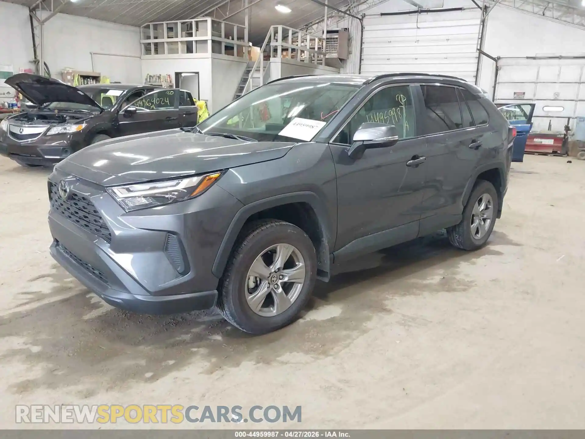 2 fotografías del automóvil dañado 2T3P1RFV4SW592178 TOYOTA RAV4 2025