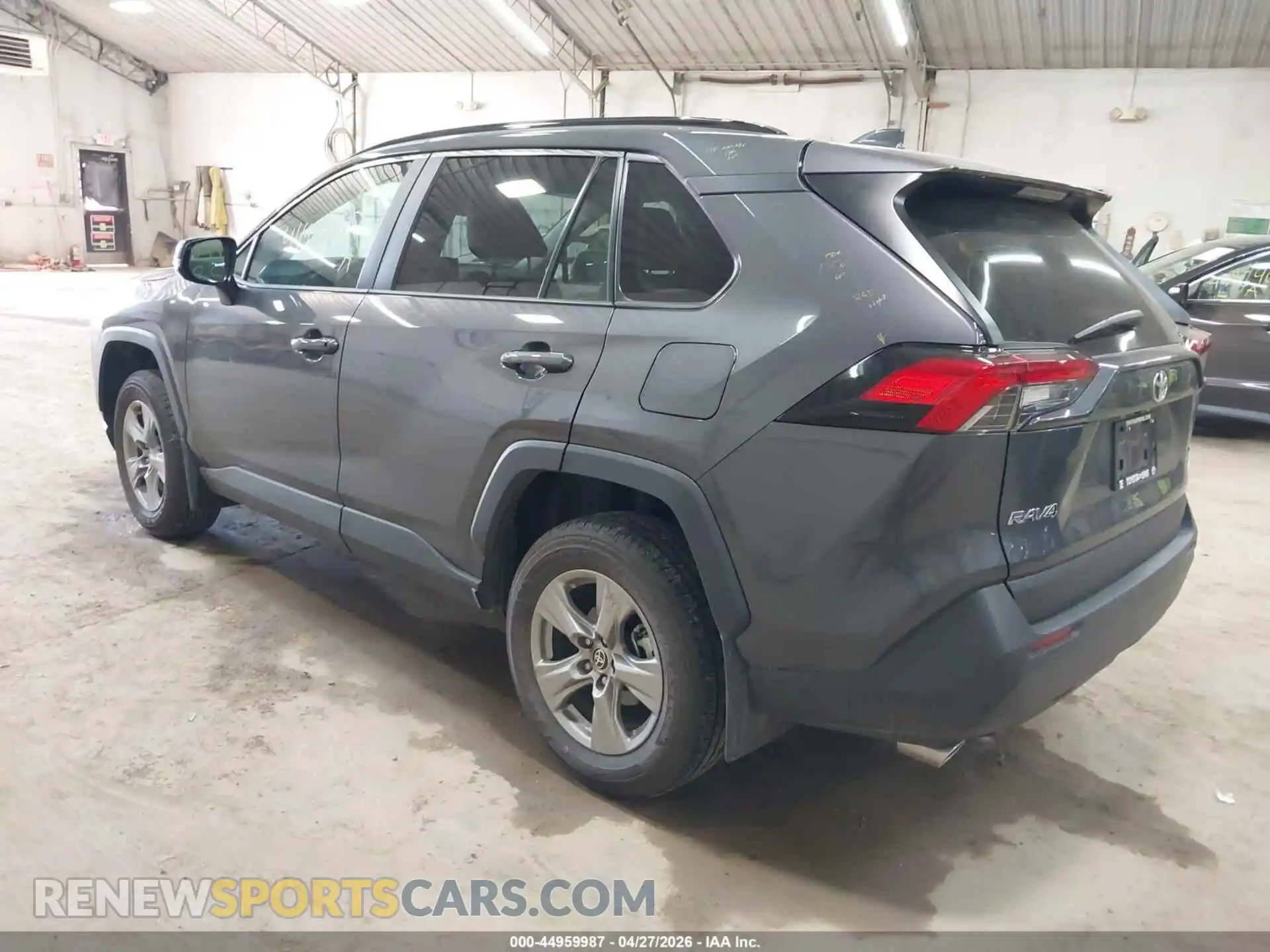 3 fotografías del automóvil dañado 2T3P1RFV4SW592178 TOYOTA RAV4 2025