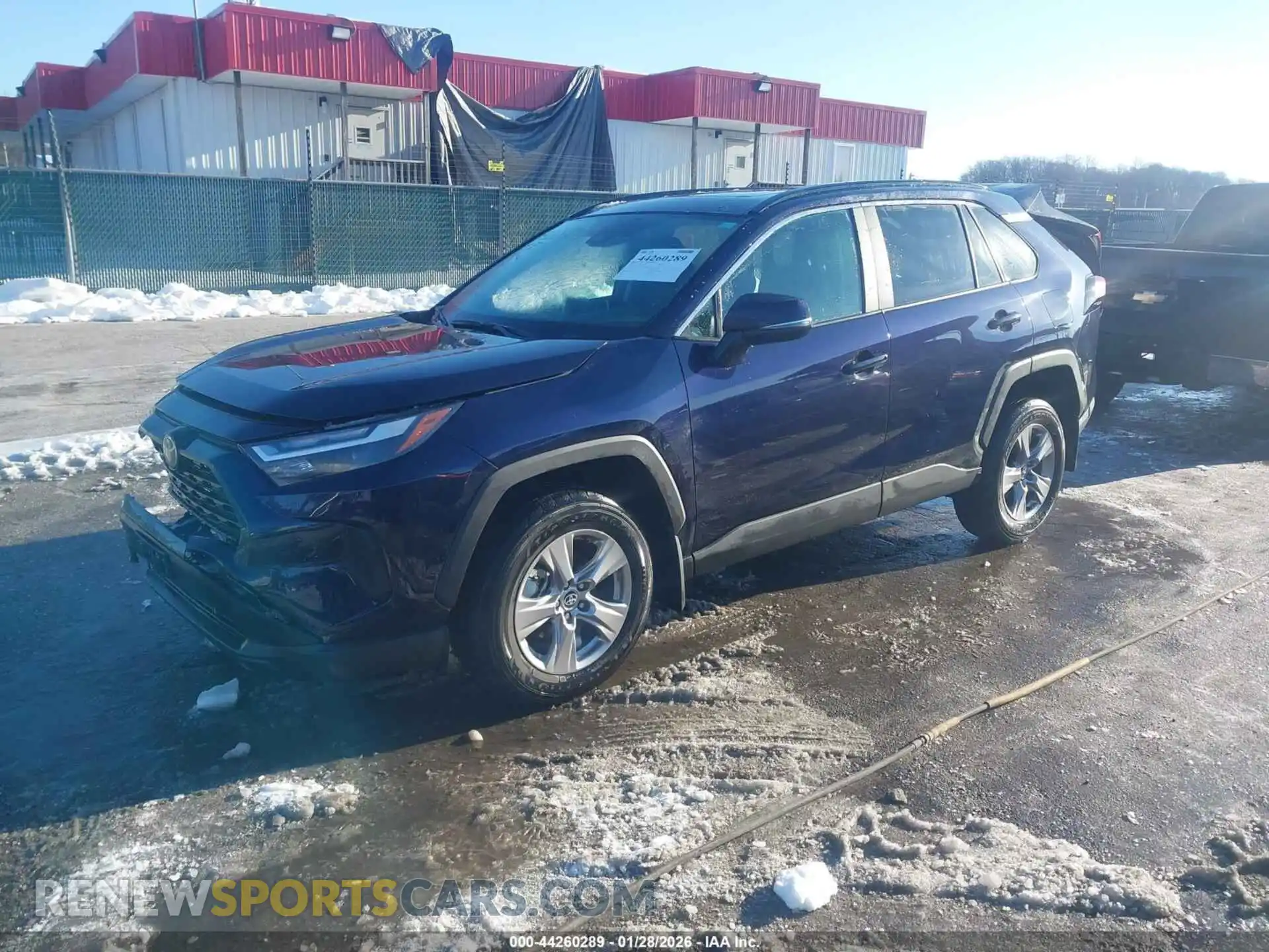2 Фотография поврежденного автомобиля 2T3P1RFV4SW598031 TOYOTA RAV4 2025