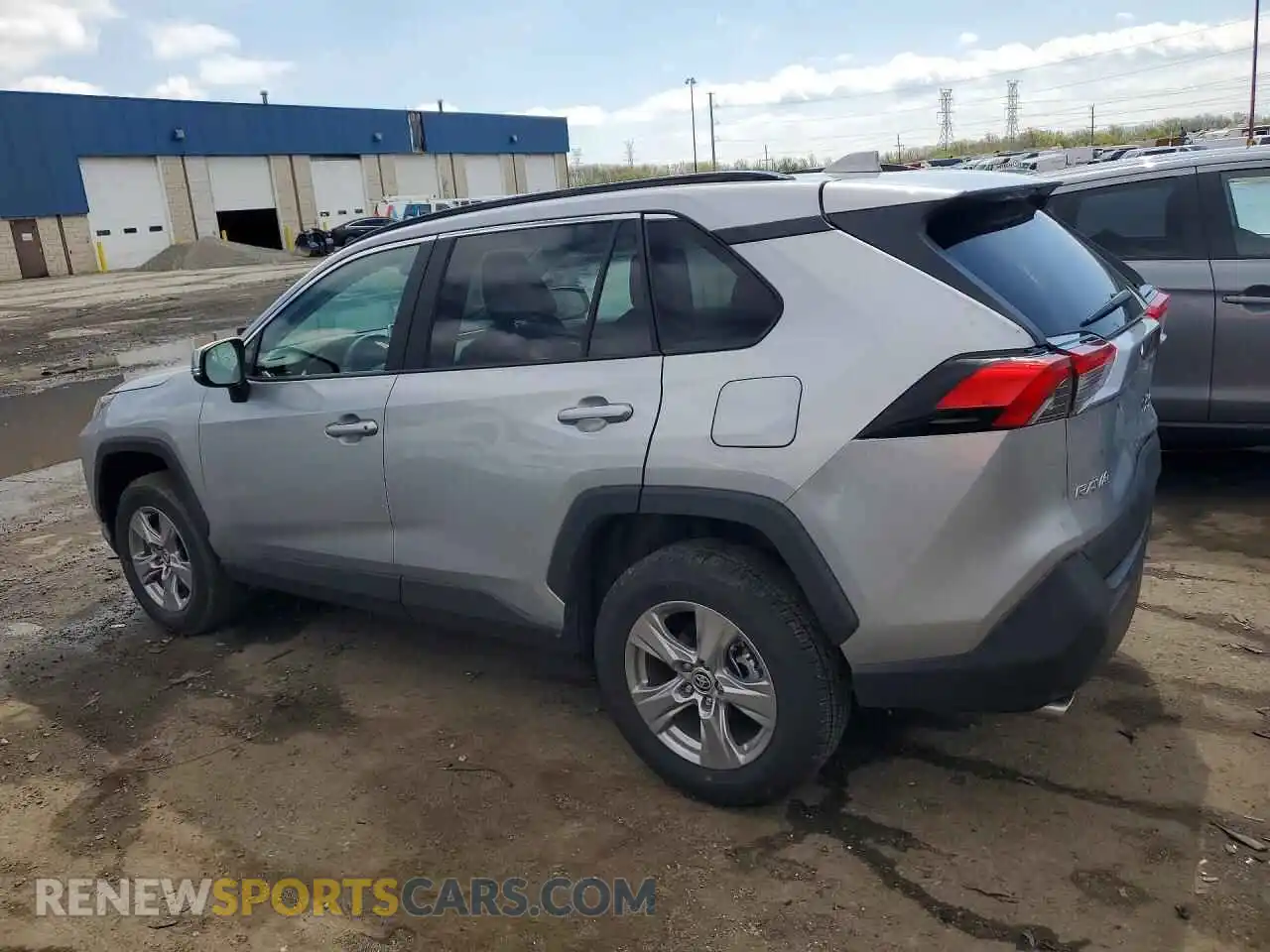 2 Фотография поврежденного автомобиля 2T3P1RFV4SW617371 TOYOTA RAV4 2025