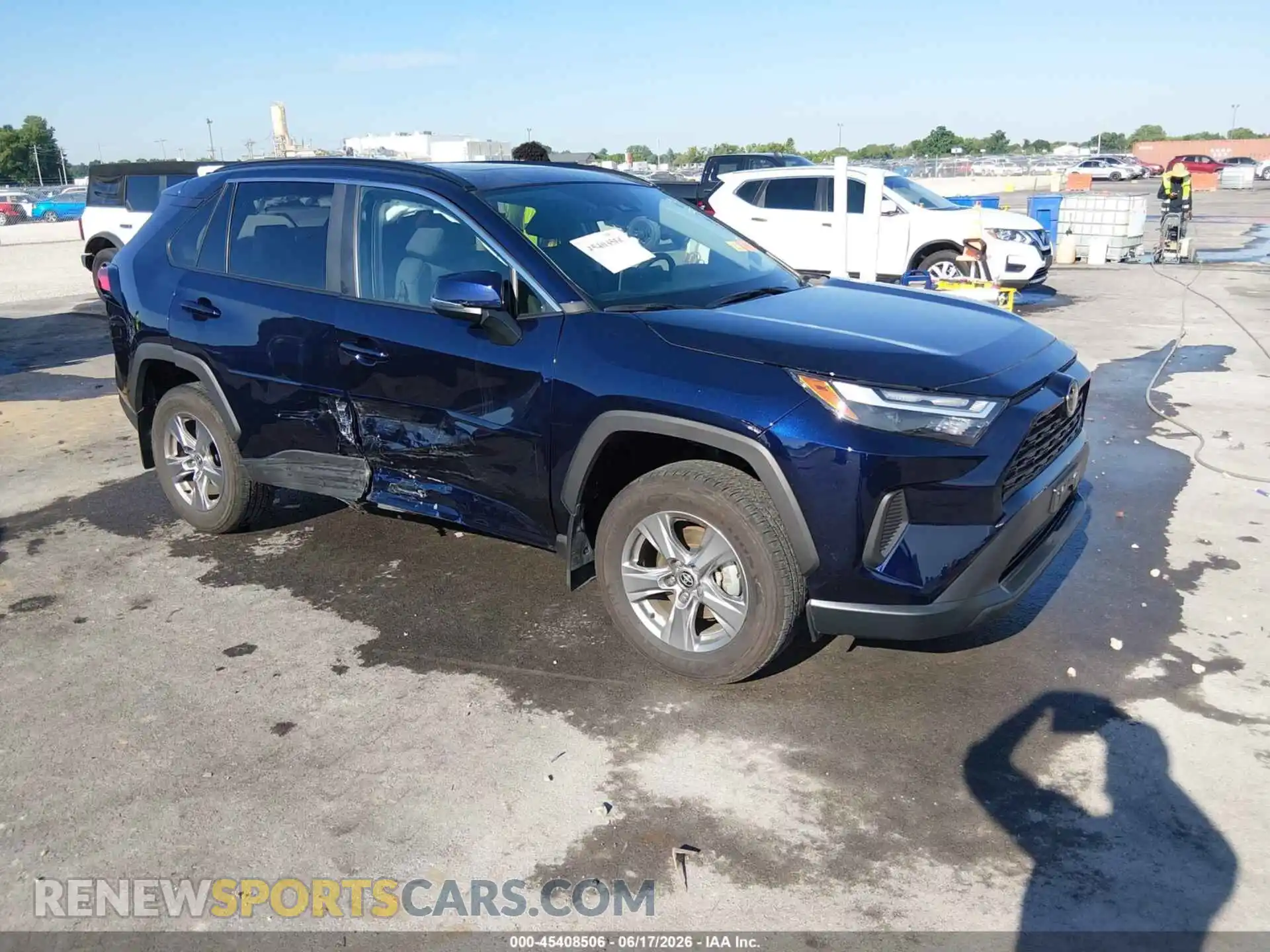 1 Photograph of a damaged car 2T3P1RFV4SW625292 TOYOTA RAV4 2025