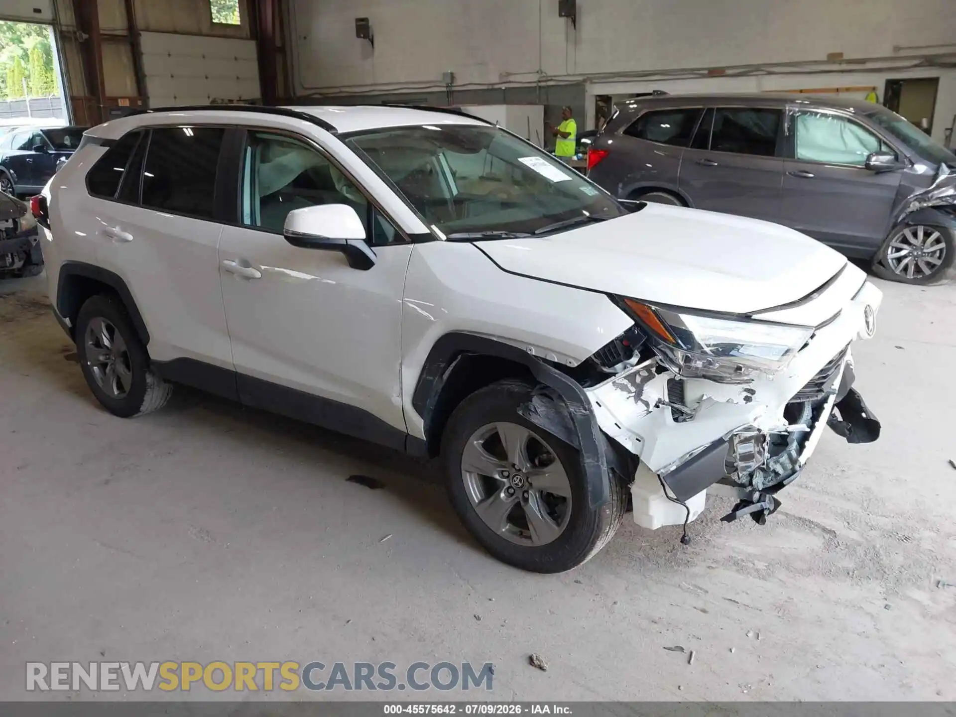 1 Фотография поврежденного автомобиля 2T3P1RFV4SW635787 TOYOTA RAV4 2025