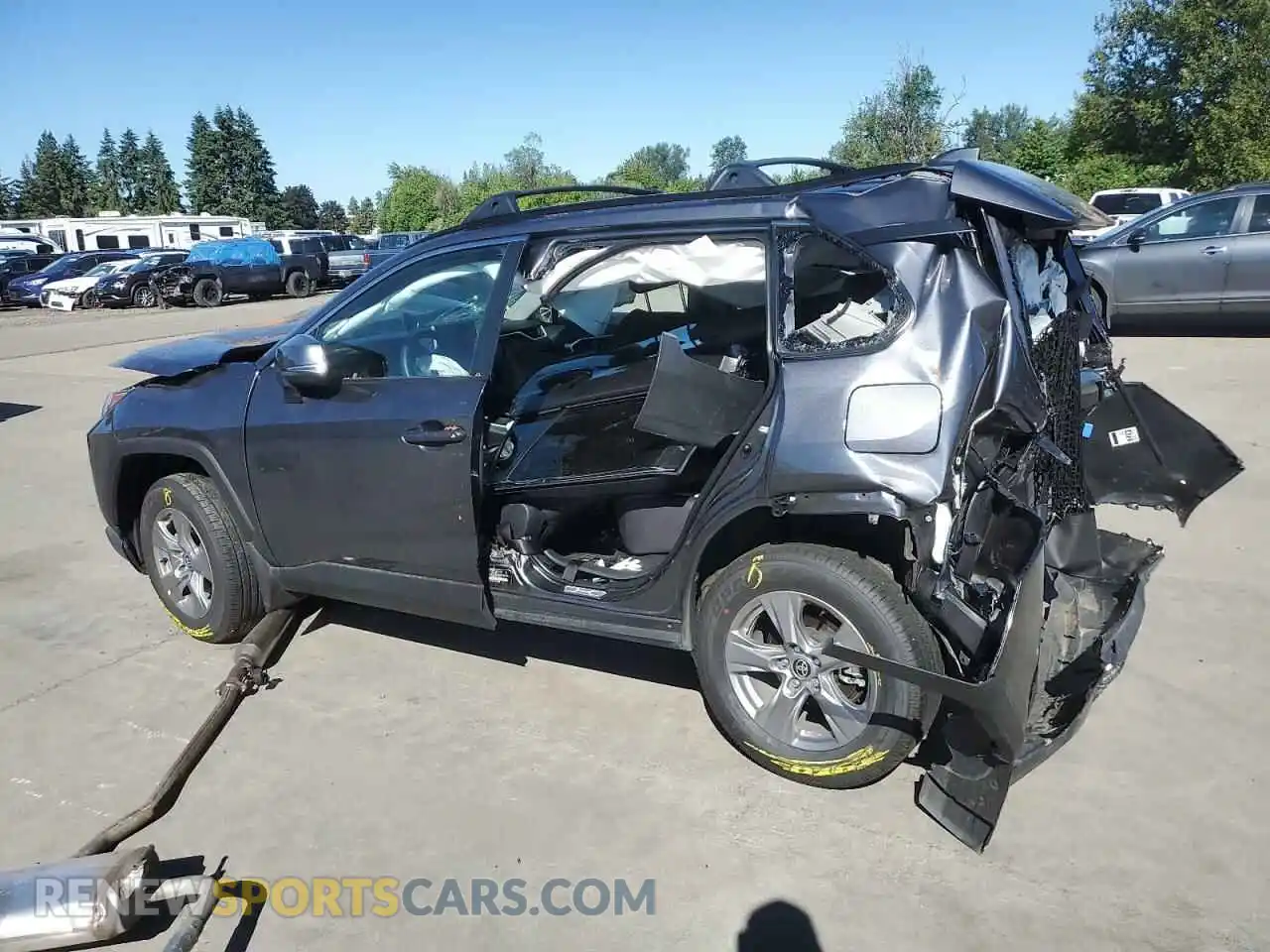 2 Photograph of a damaged car 2T3P1RFV5SC493600 TOYOTA RAV4 2025
