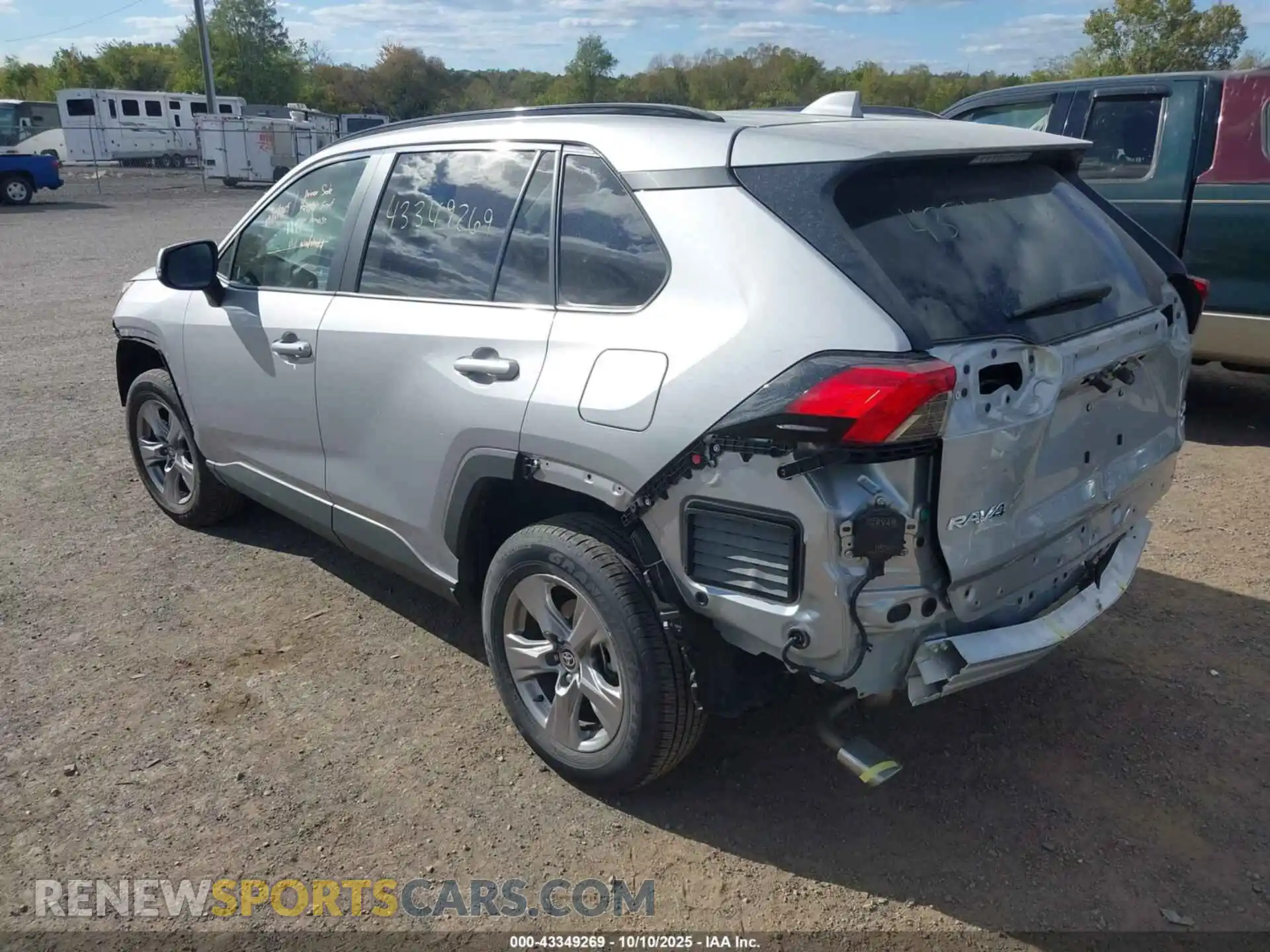 3 Photograph of a damaged car 2T3P1RFV5SC515868 TOYOTA RAV4 2025