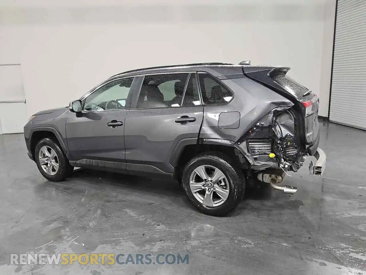 2 Photograph of a damaged car 2T3P1RFV5SW515089 TOYOTA RAV4 2025